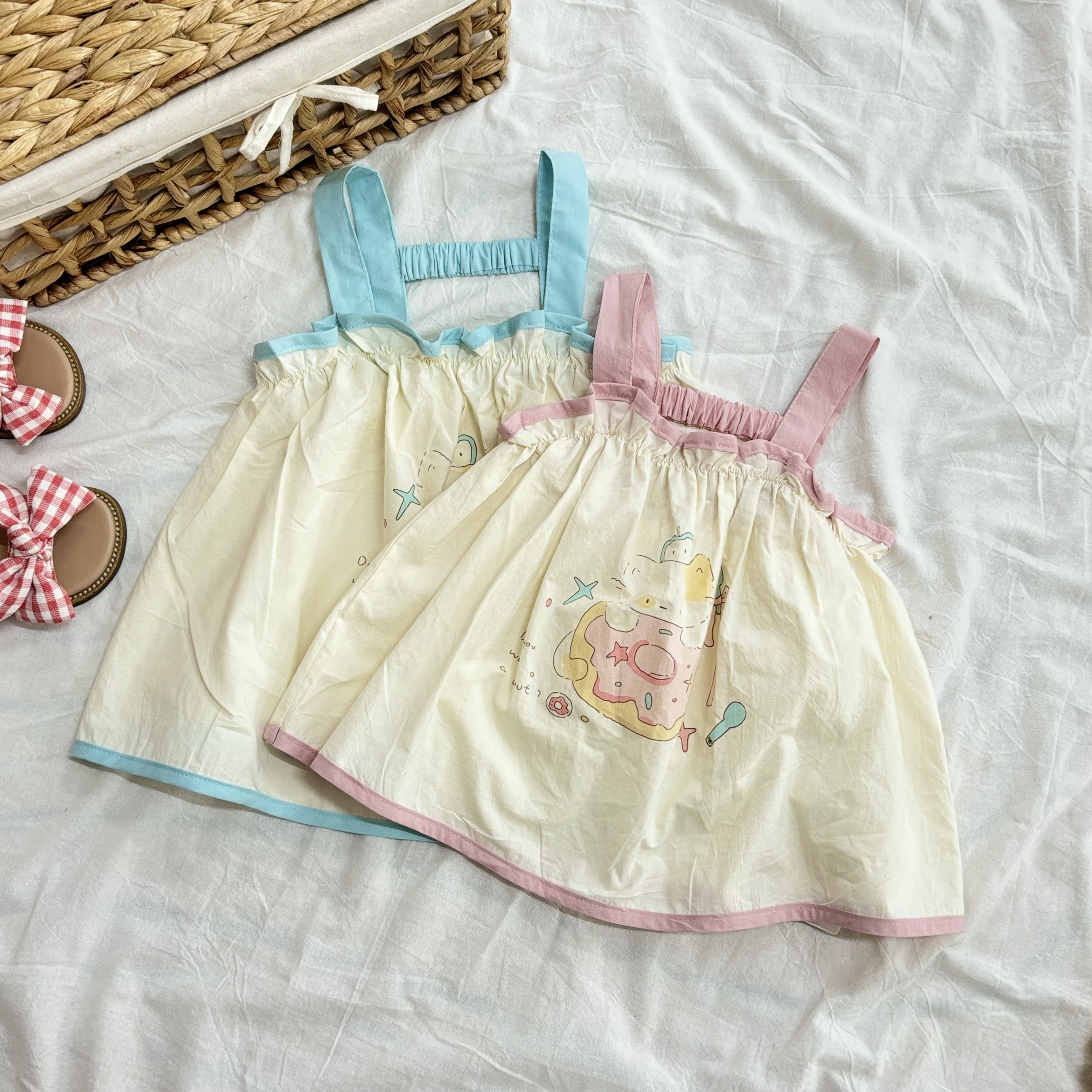 (V18) Áo hai dây thô họa tiết siêu yêu 2 màu xanh màu hồng cho bé gái QCCC 2025_thumbnail_1