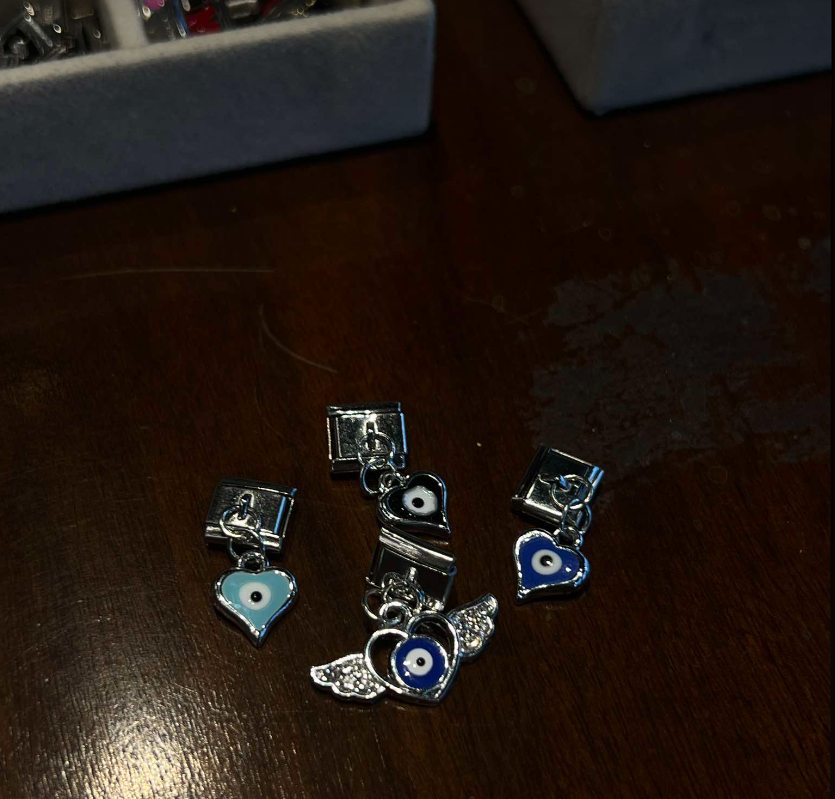 Mắt lủng lẳng_thumbnail_0