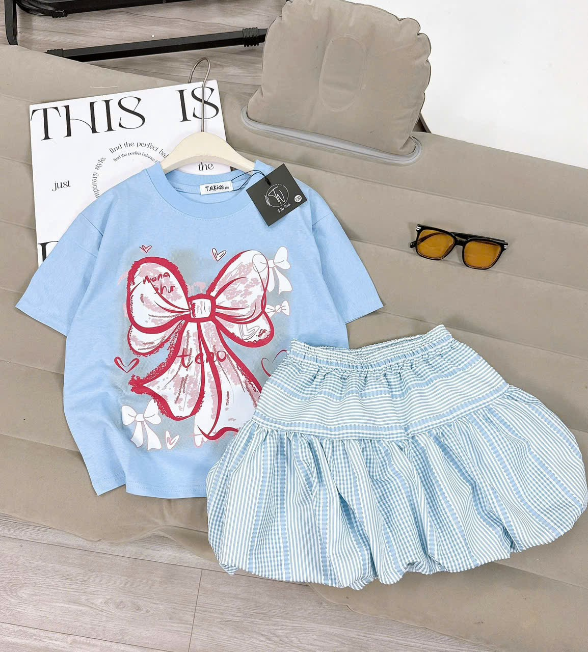 [X46] Kẻ nơ đỏ WANA_thumbnail_1