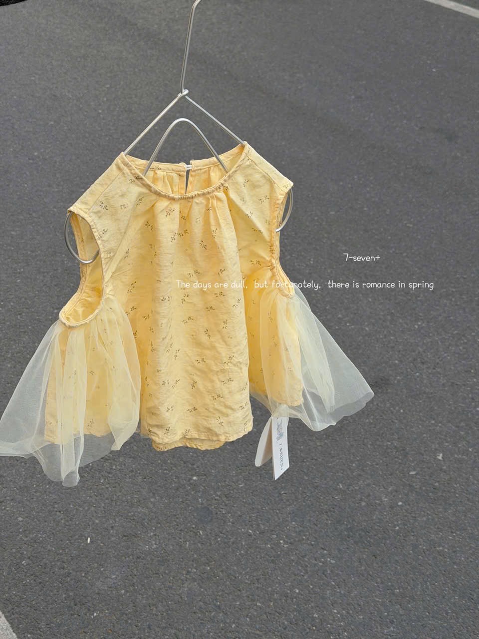 (H98) Áo thô sát nách màu vàng mix voan hãng Seven