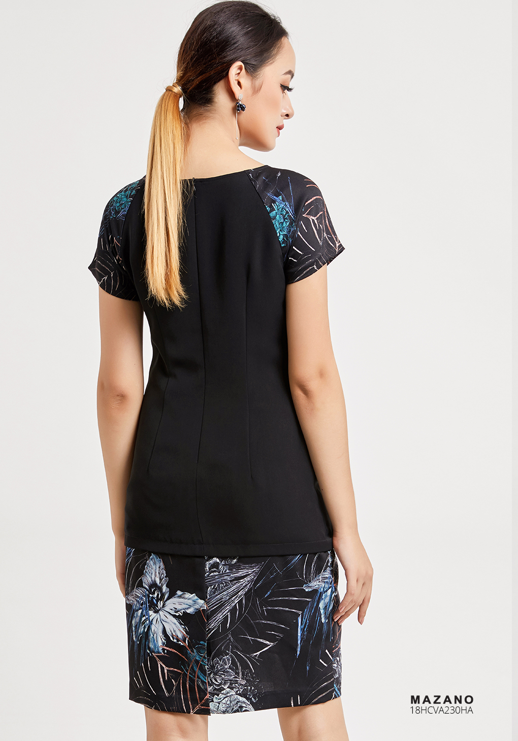 Váy thân ôm đen phối họa tiết_thumbnail_3