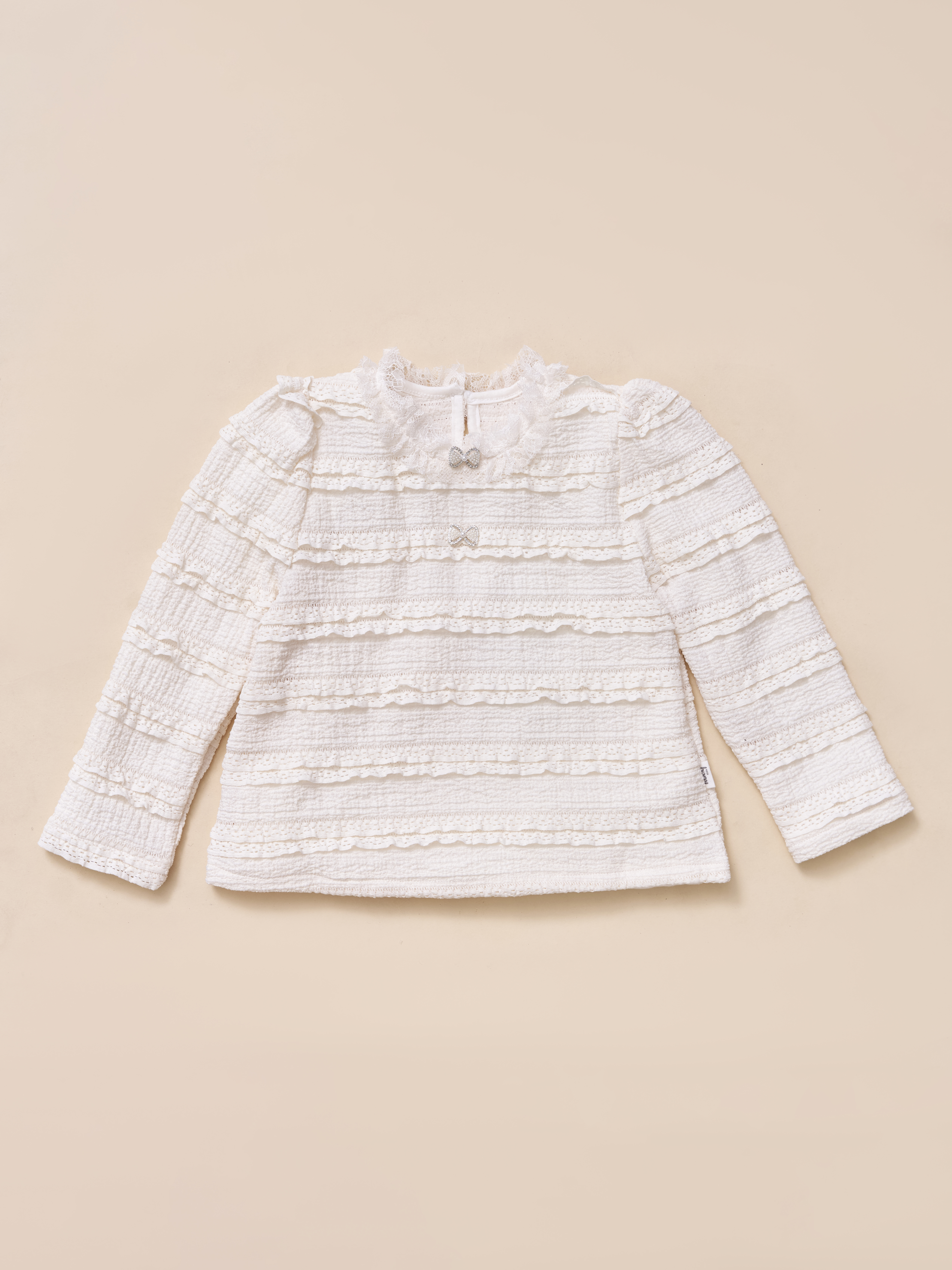 Áo thun dáng lửng vải ren bề mặt