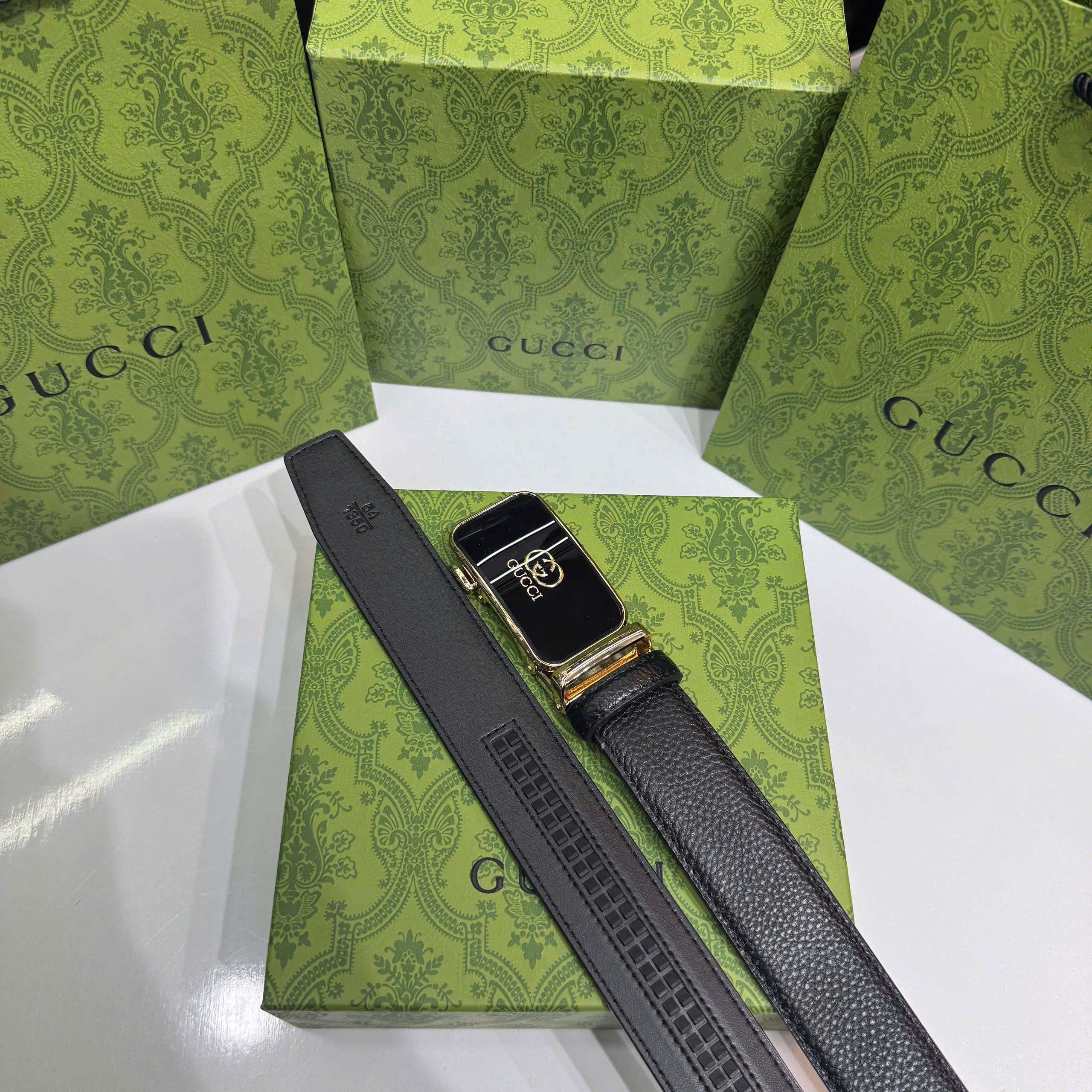 Thắt lưng Gucci đen trơn mặt kim loại bóng_thumbnail_5