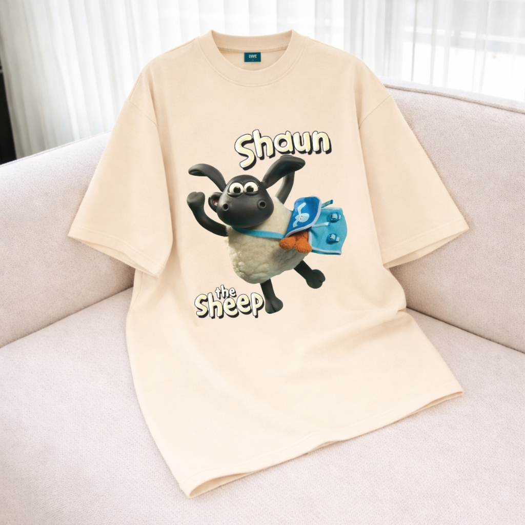 Áo thun unisex UX30-1187 SHAUN THE SHEEP hình cừu đen đeo cặp dáng oversized local brand WETEE