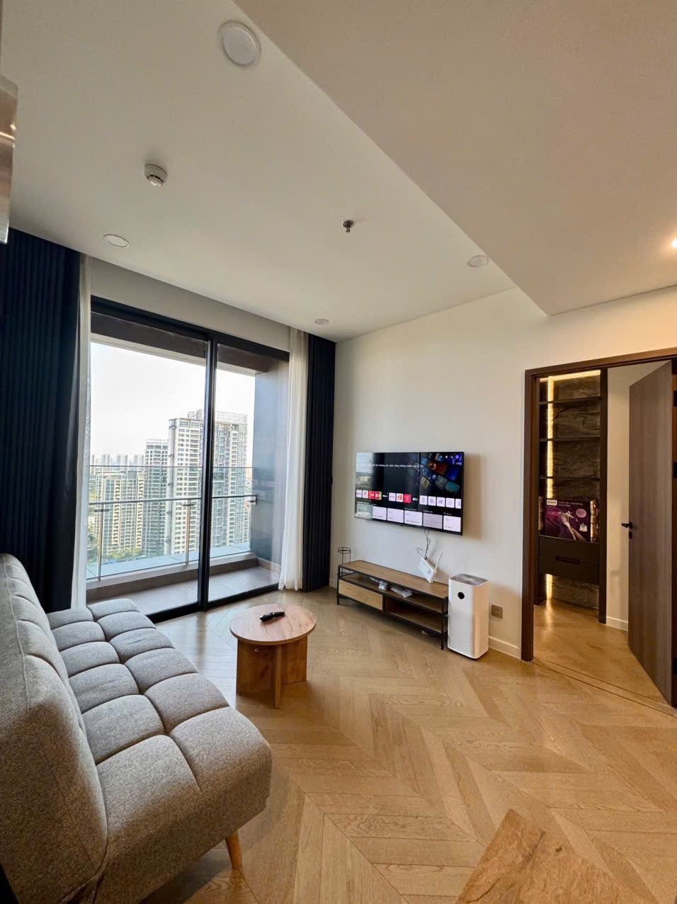 CHO THUÊ CĂN HỘ 1 PHÒNG NGỦ FULL NỘI THẤT MỚI TINH