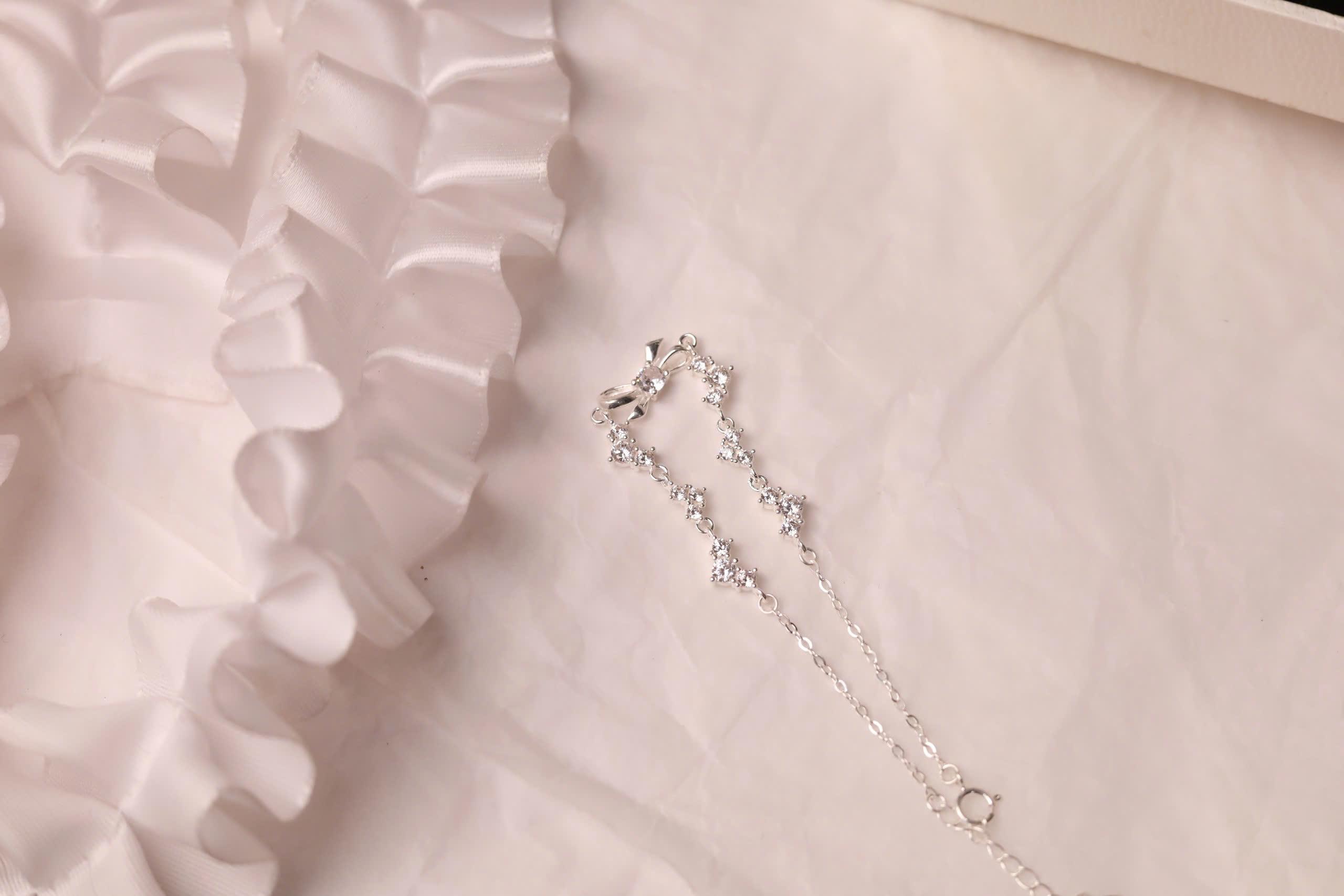 Vòng tay bạc nơ đính đá xi bạch kim_thumbnail_3