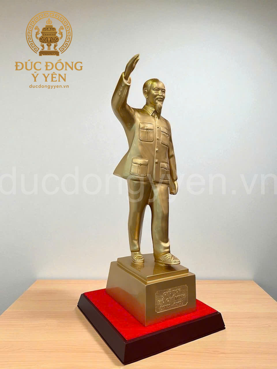 Tượng Bác Hồ bằng đồng đỏ _thumbnail_1