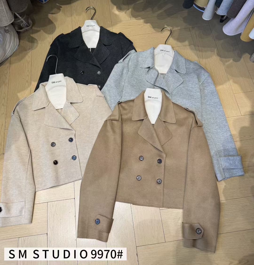 Lucas - Áo dạ mềm dáng ngắn 4 cúc cổ bẻ đai tay TW2