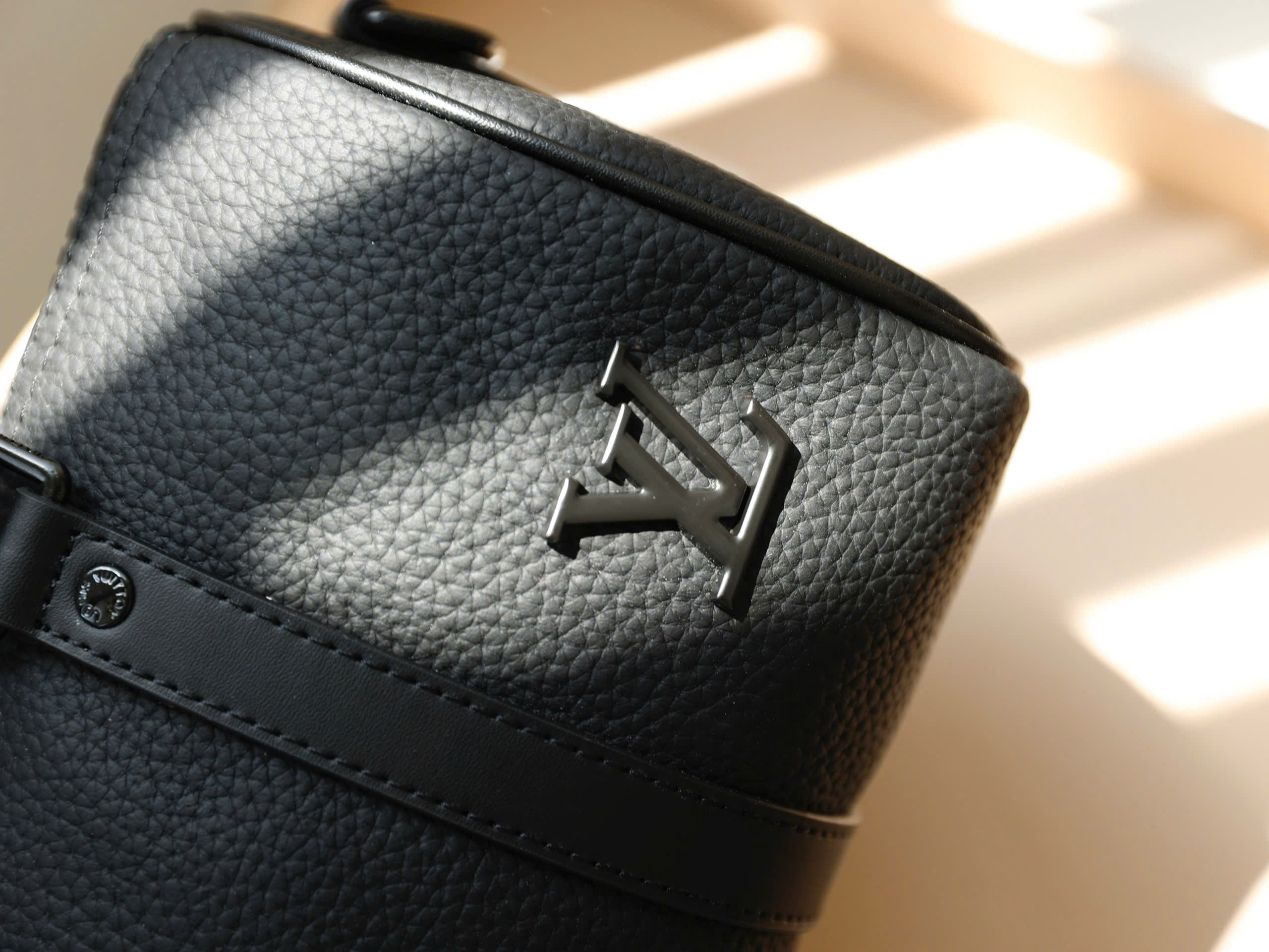 Túi Louis Vuitton Keepall Bandoulière 25_thumbnail_2