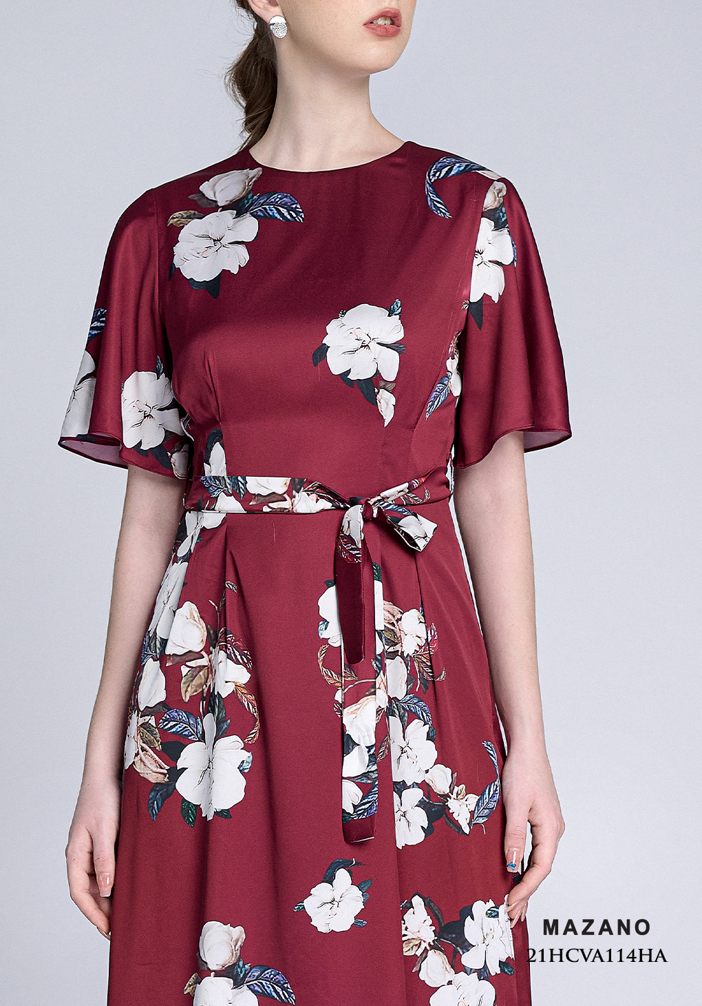 Váy lụa đỏ họa tiết hoa xòe thắt đai_thumbnail_4