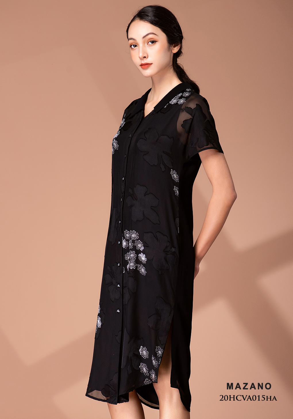 Đầm đen giả sơ mi họa tiết_thumbnail_3