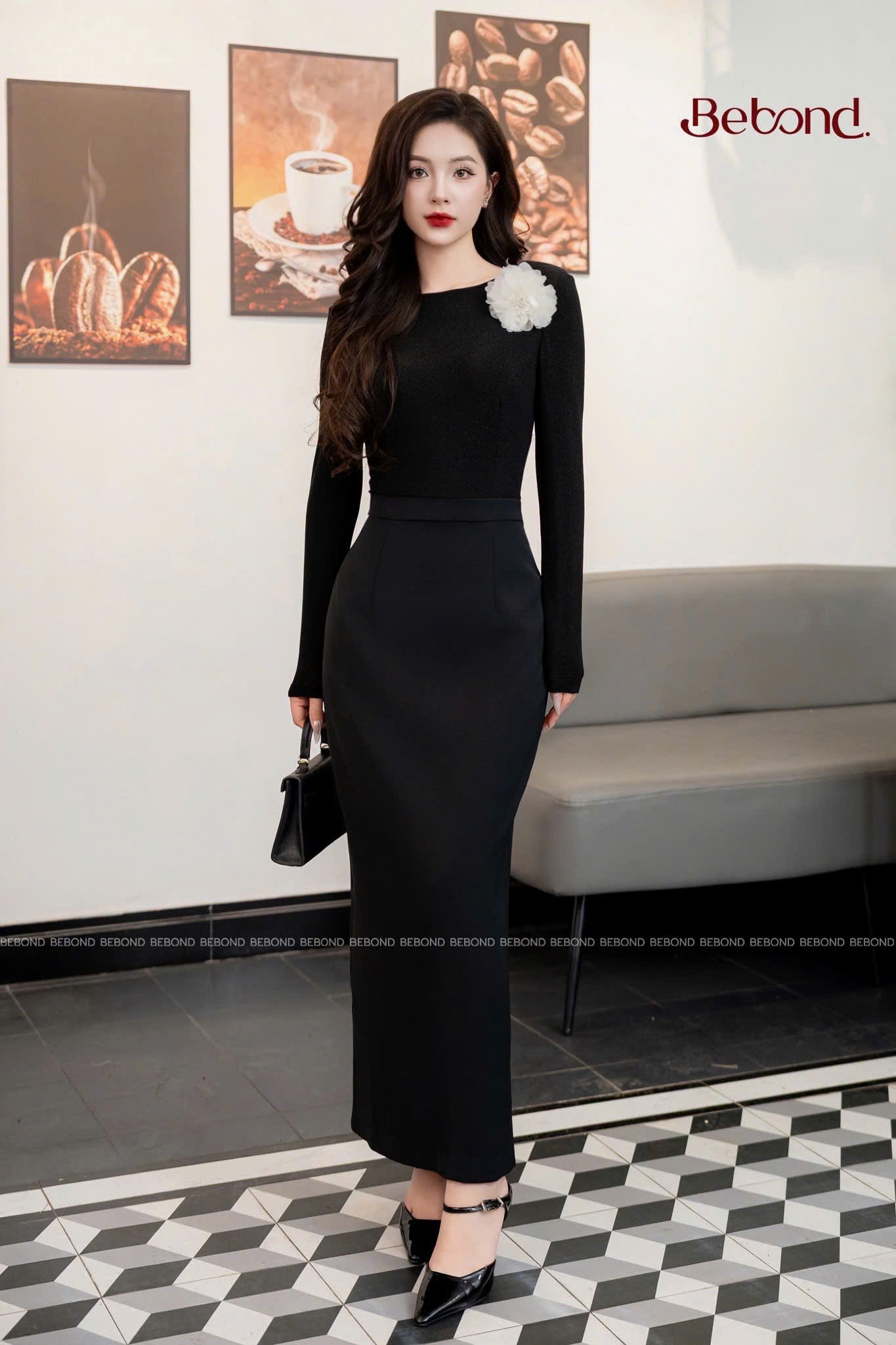 Đầm dài ôm CARWYN màu ĐEN