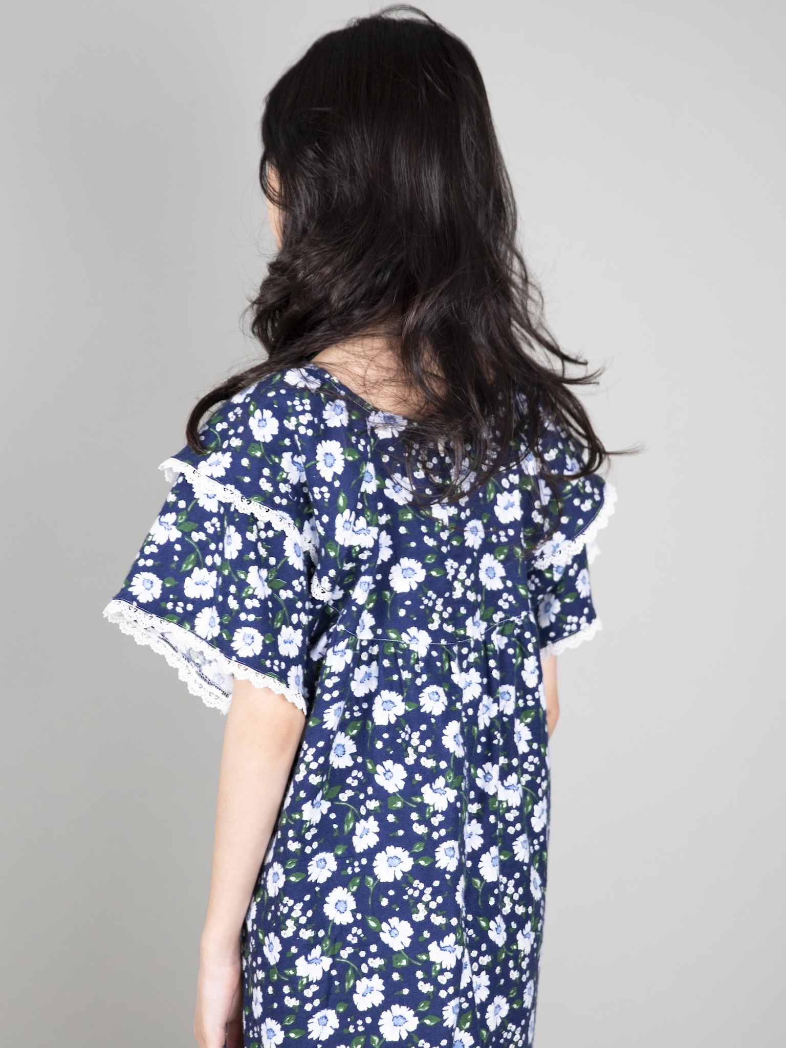 Váy xanh hoa cúc trắng_thumbnail_3