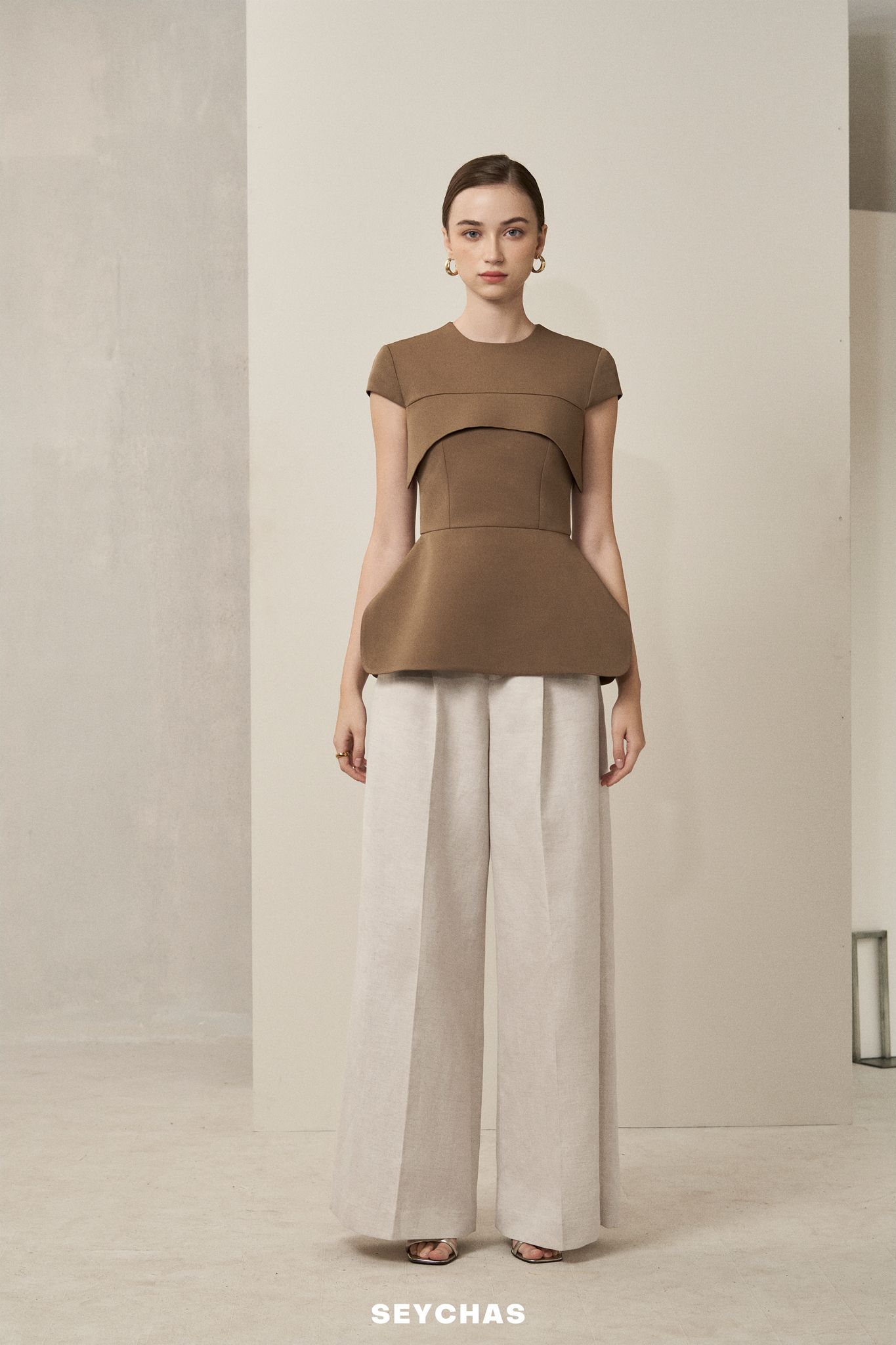 Áo cổ tròn , bèo ngưc, cộc tay (Celinda top)_thumbnail_0