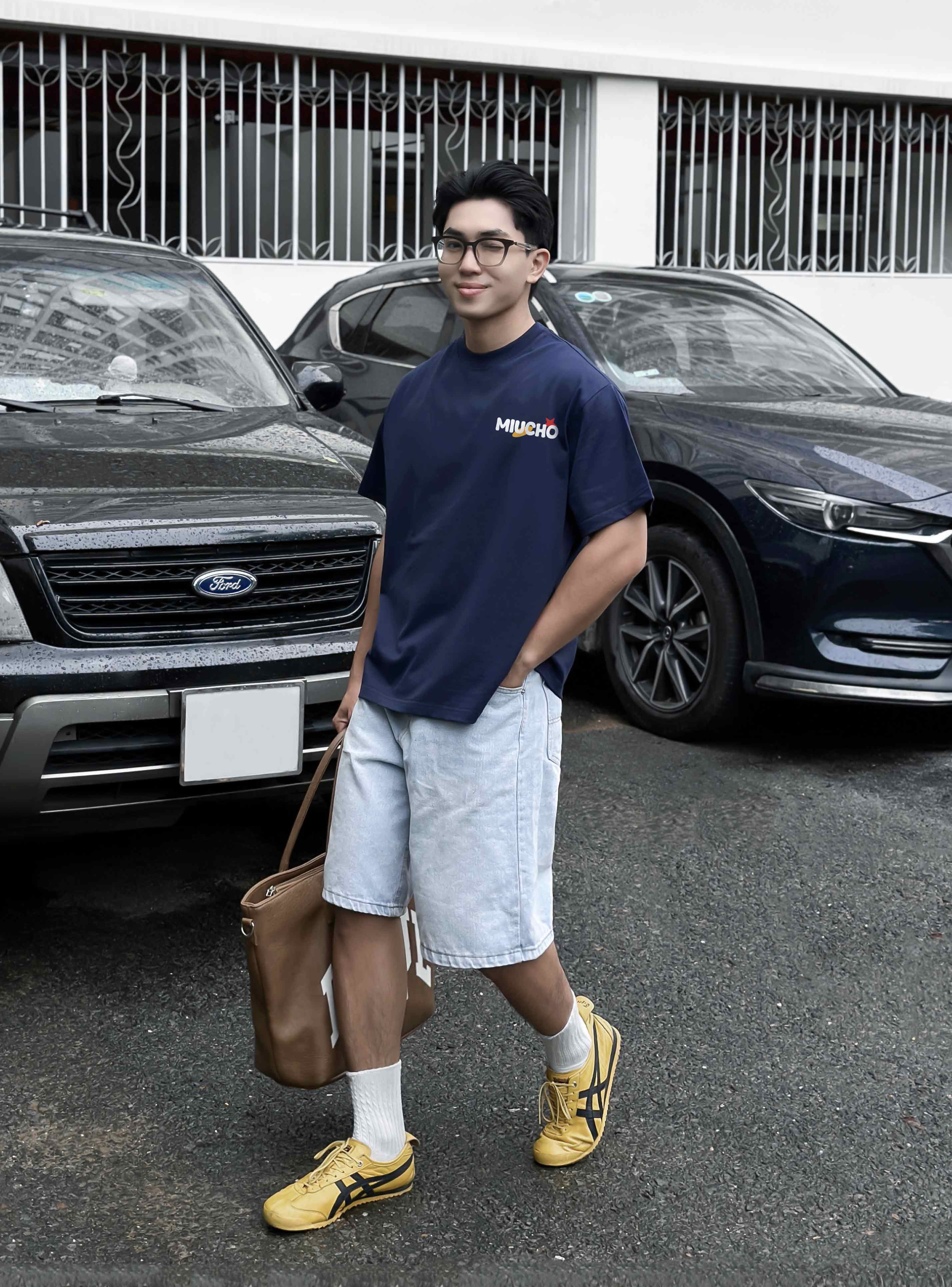 Áo phông local brand form boxy 2170 Miucho Club vải cotton 2c 250gsm cổ tròn đứng form in mix_thumbnail_5