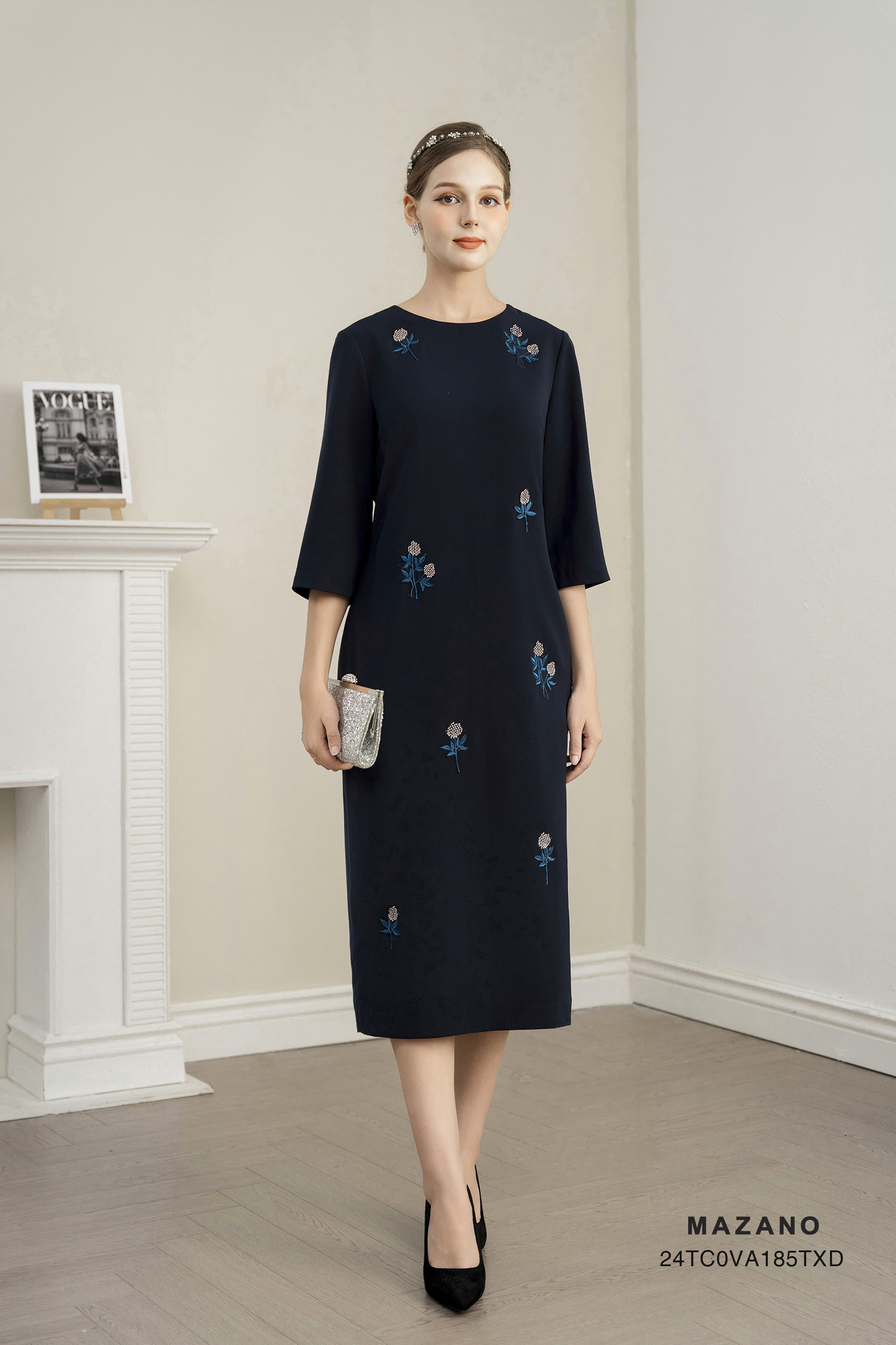 Váy Đầm suông Vải Thô mỏng Thêu họa tiết bố cục Cổ Tròn vừa Dài tới ngang bắp chân