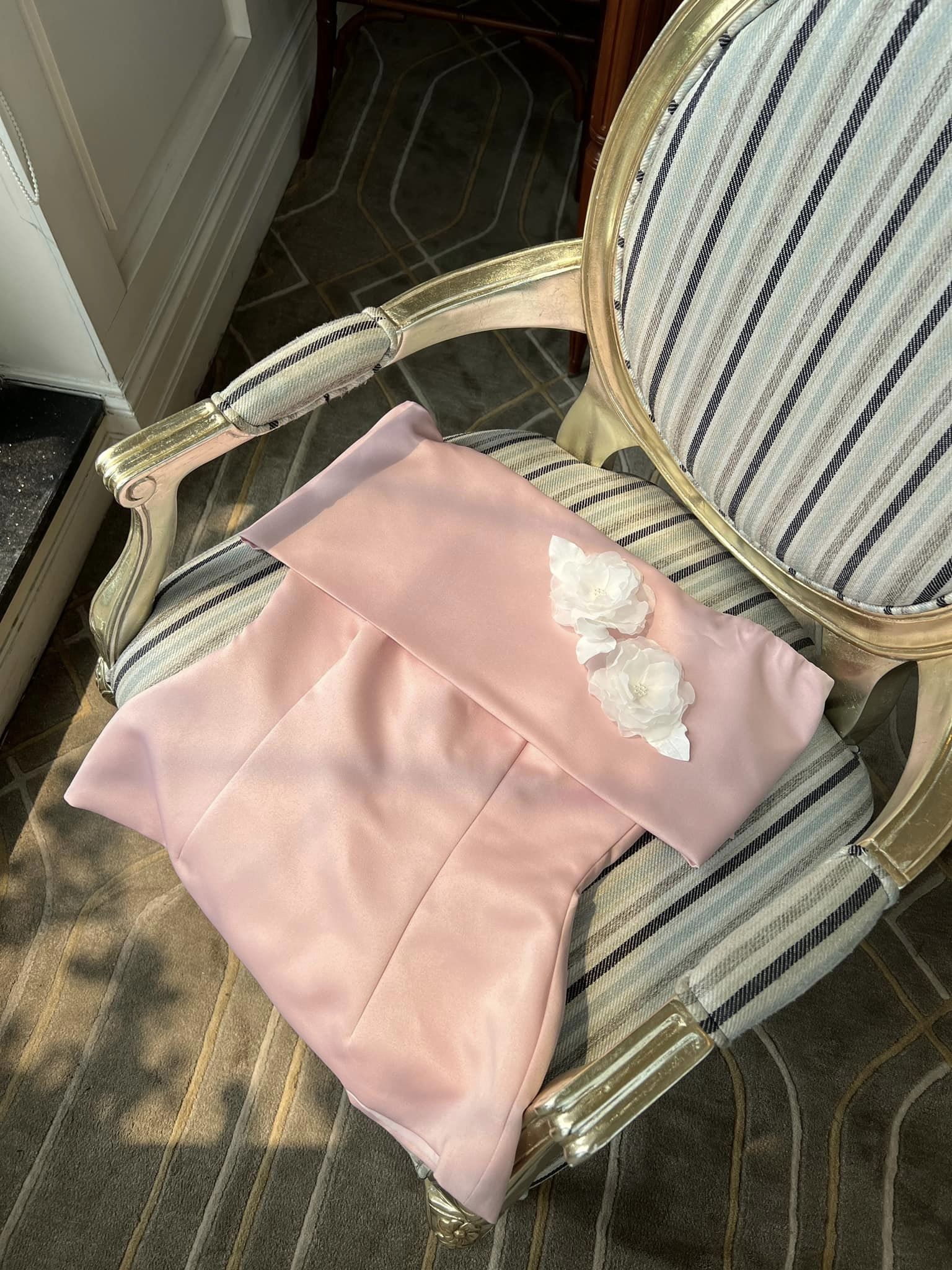 LALA TOP_thumbnail_2