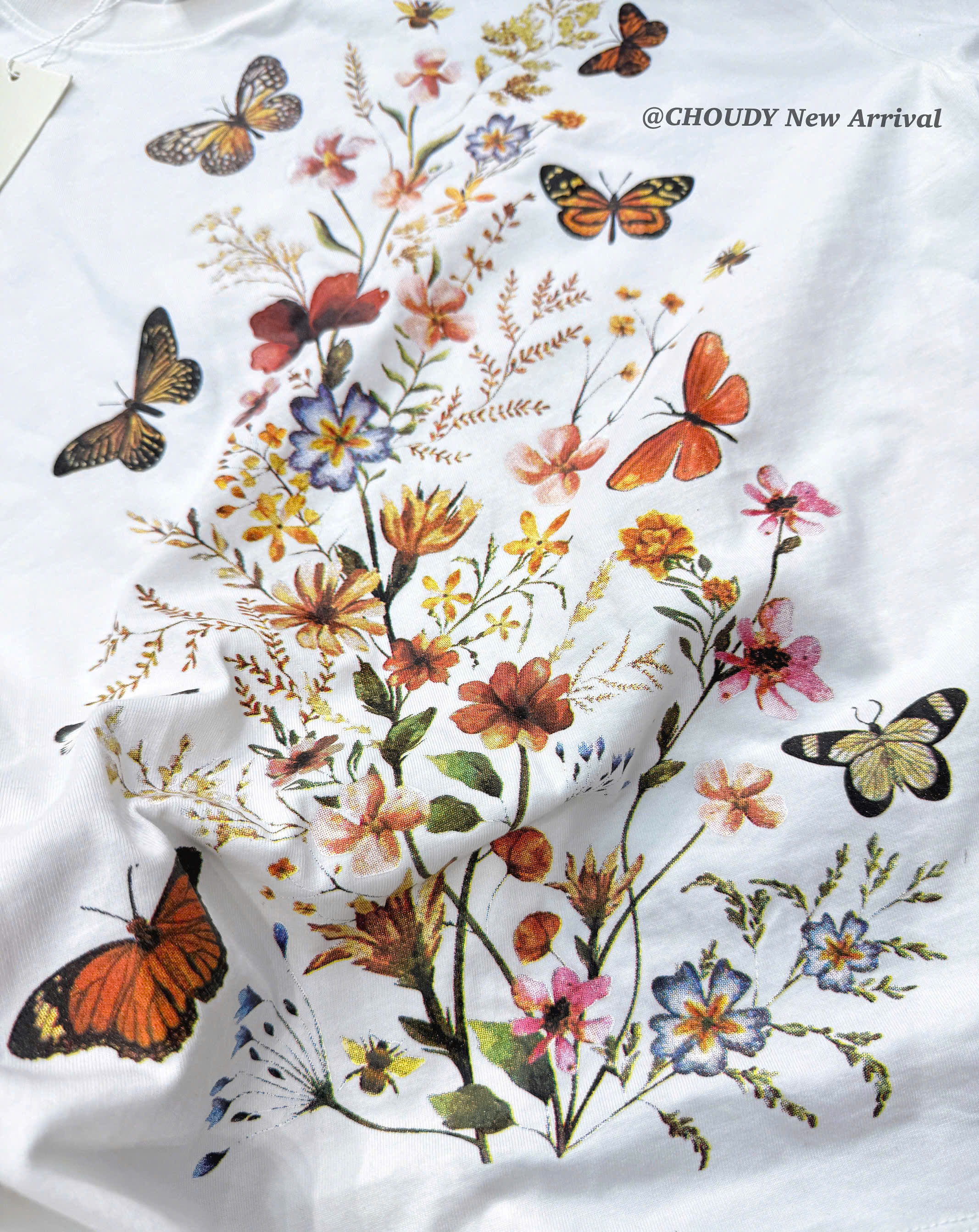 SALE U34 ÁO THUN TRẮNG_thumbnail_1