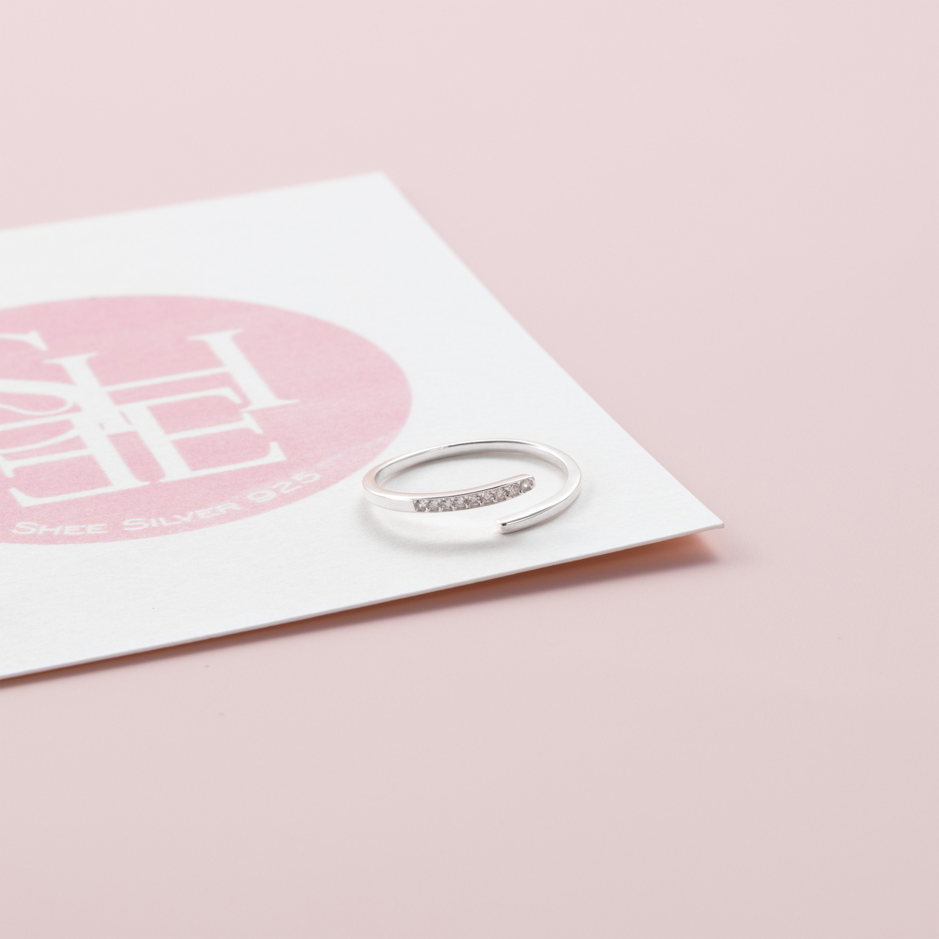 Nhẫn cong đá Shee_thumbnail_1