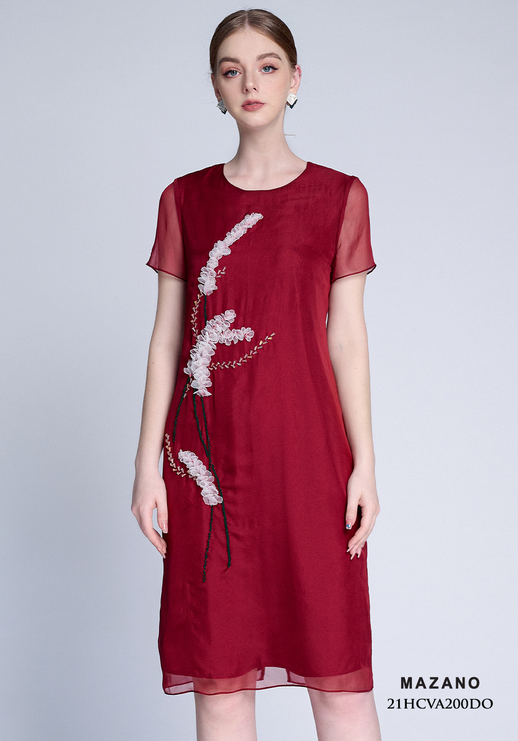 Đầm suông đỏ voan tơ đính hoa