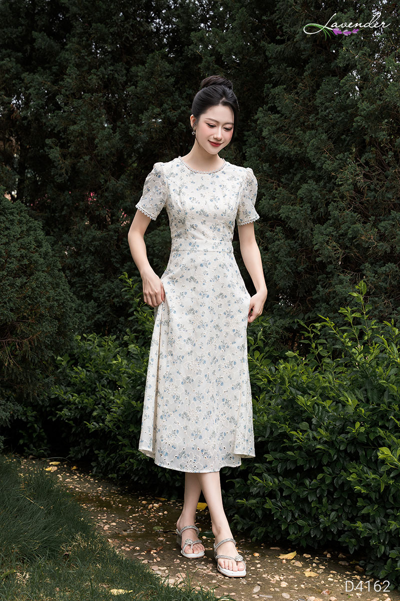 Đầm trắng tay ngắn hoa thêu cổ ren D4162_thumbnail_2