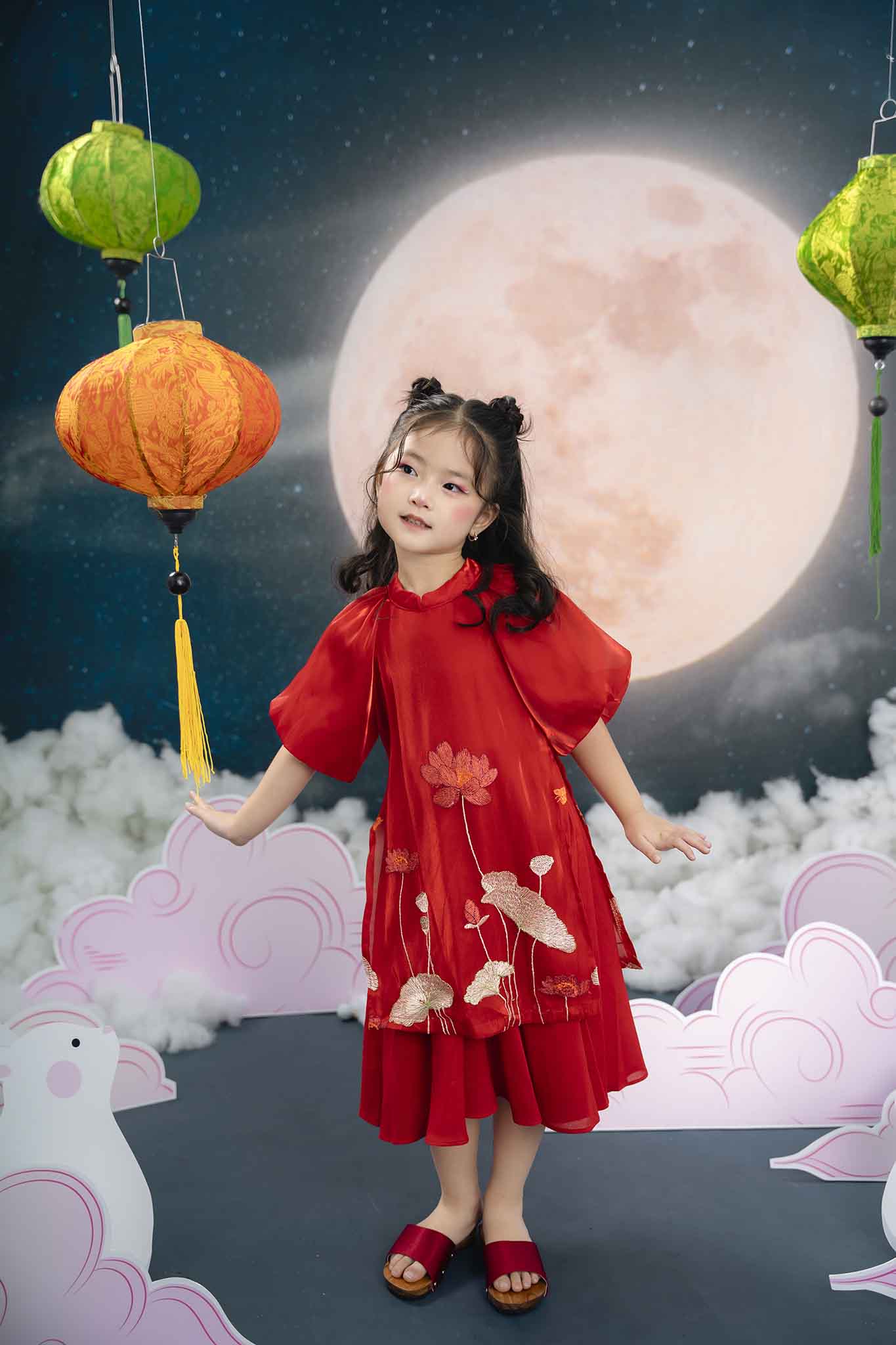 Áo dài thêu hoa sen_thumbnail_3