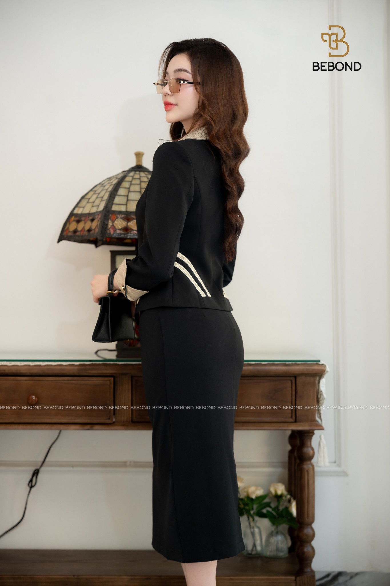 Set Vest SERENA cổ cải màu ĐEN_thumbnail_4