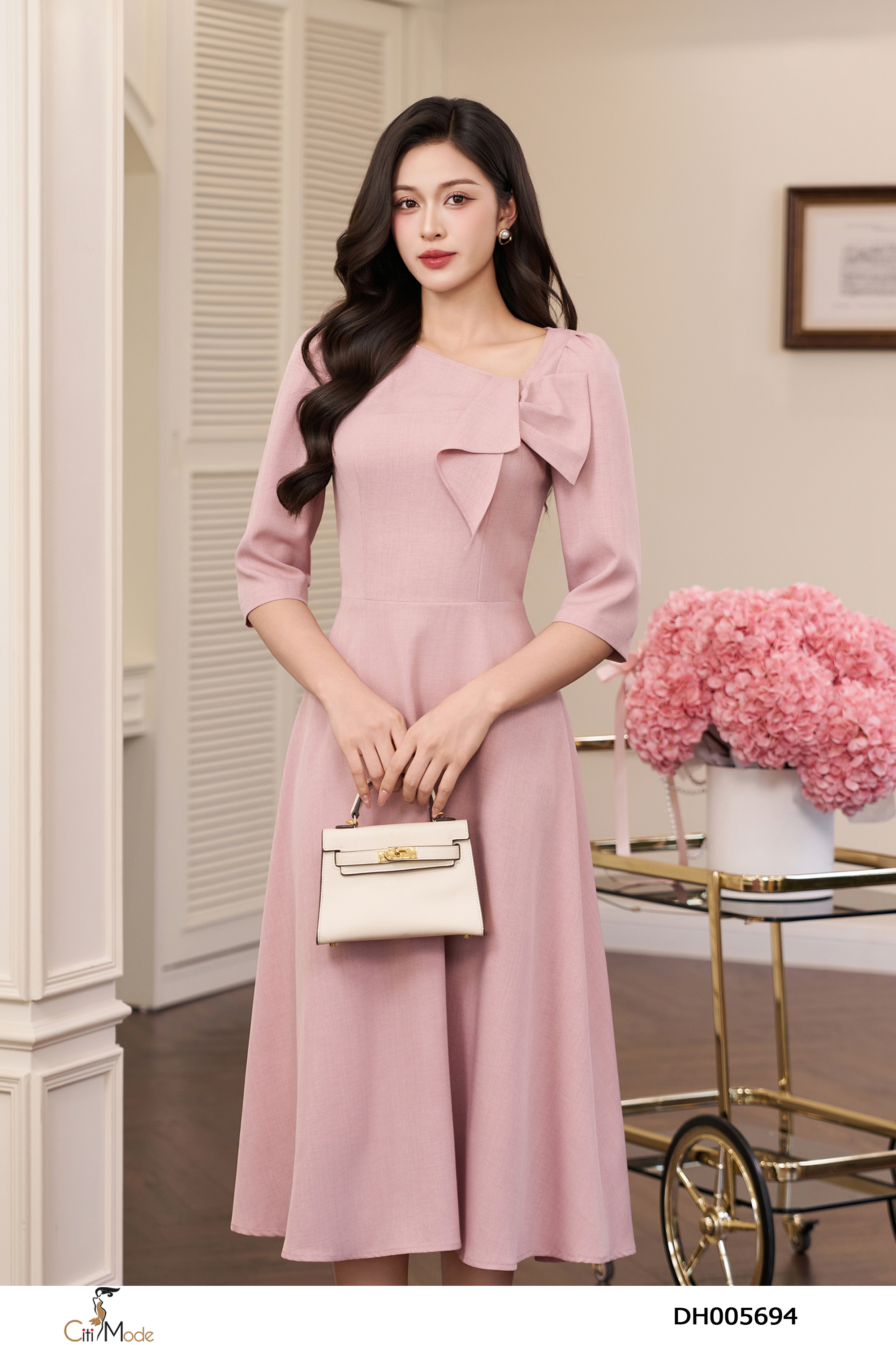 Đầm xòe hồng tay lỡ cổ nơ cách điệu_thumbnail_2