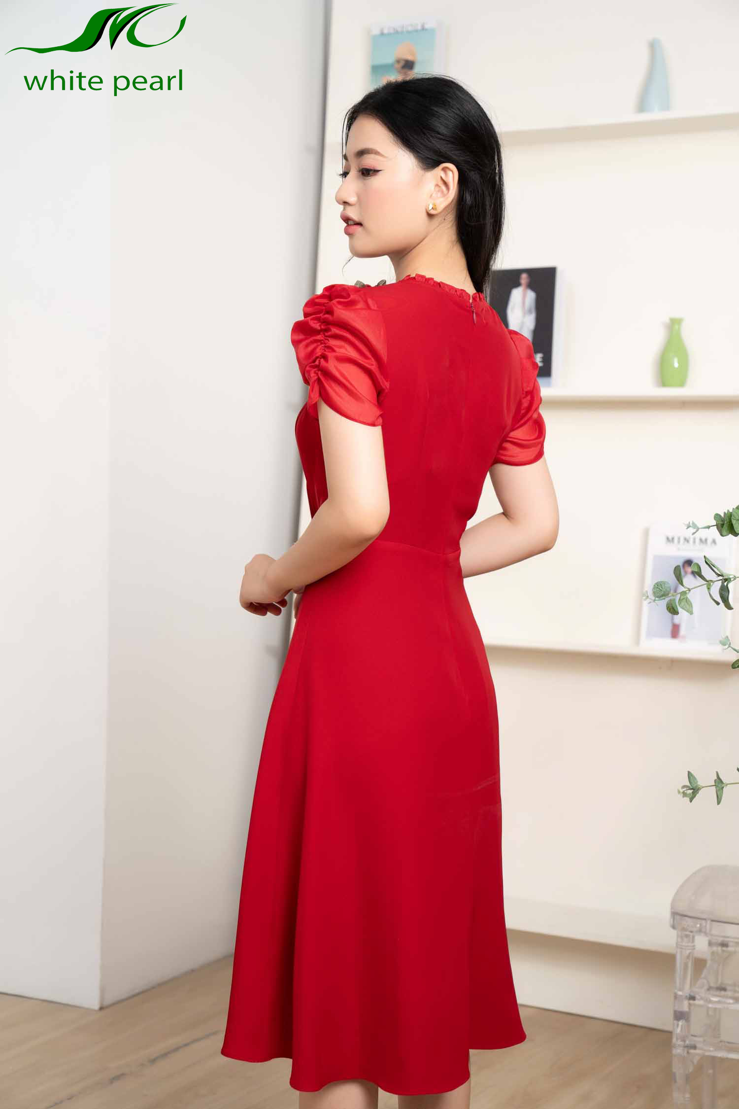 Mẫu đầm cổ bèo thêu hoa thời trang công sở nữ cao cấp White Pearl D2331_thumbnail_6