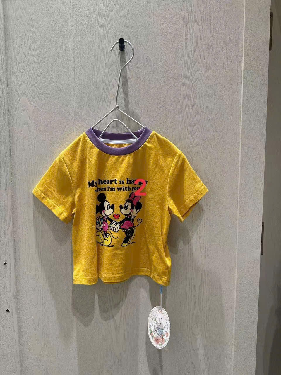 (H168) Áo thun cộc tay vàng hoạ tiết hãng Seven