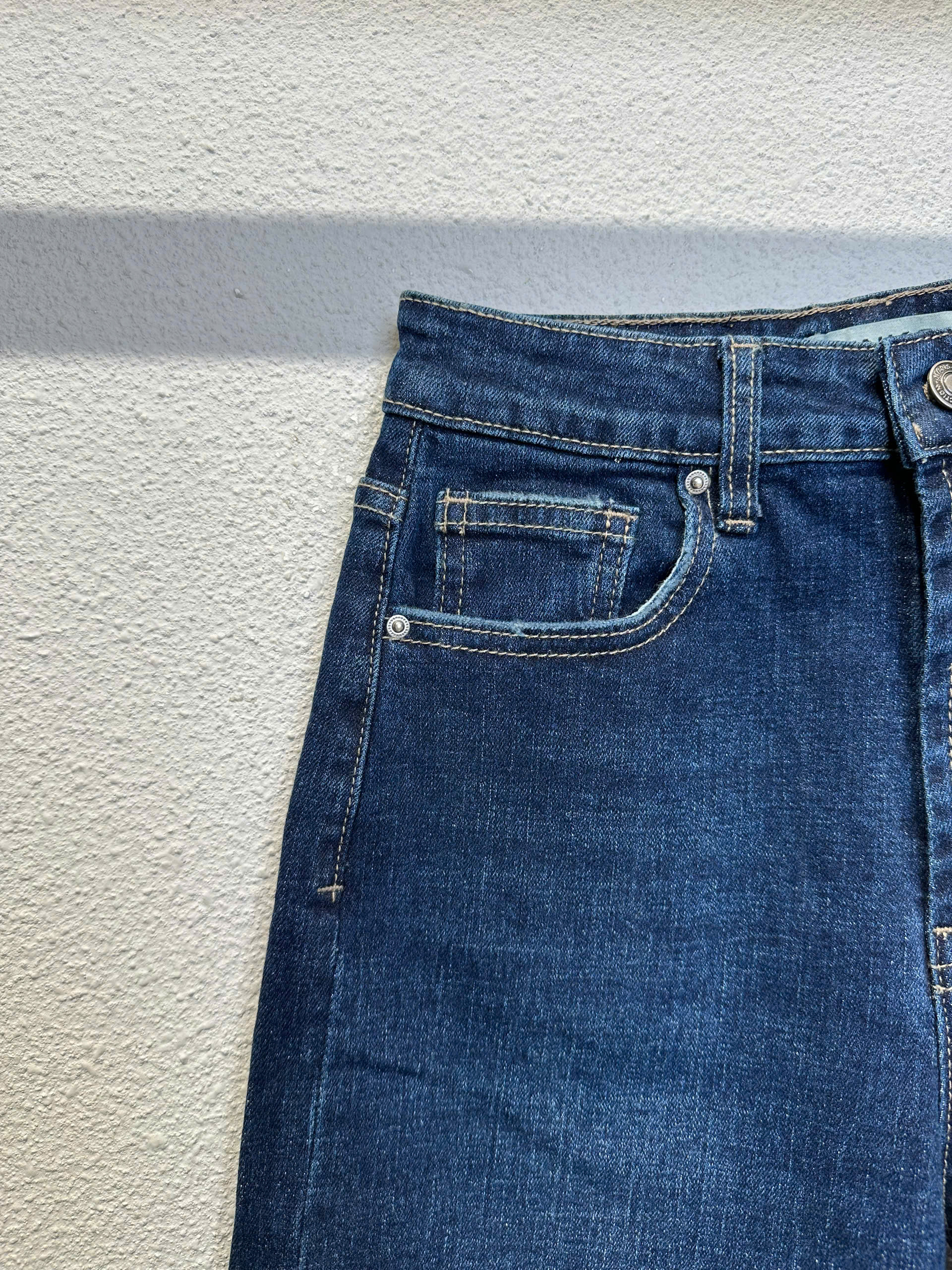 QUAN JEAN PINKO_thumbnail_6