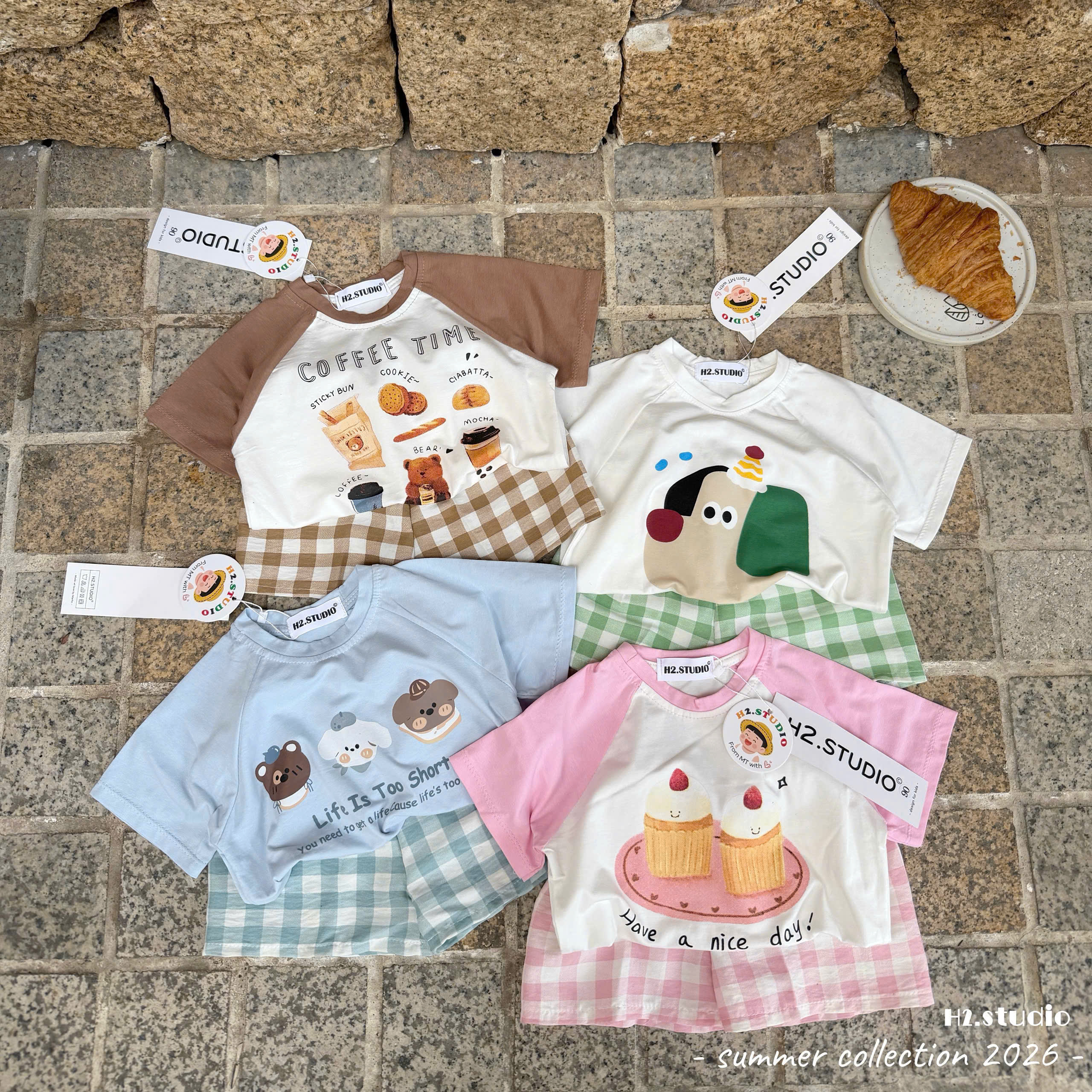 Set áo bé in hình + quần ( NÂU )_thumbnail_11