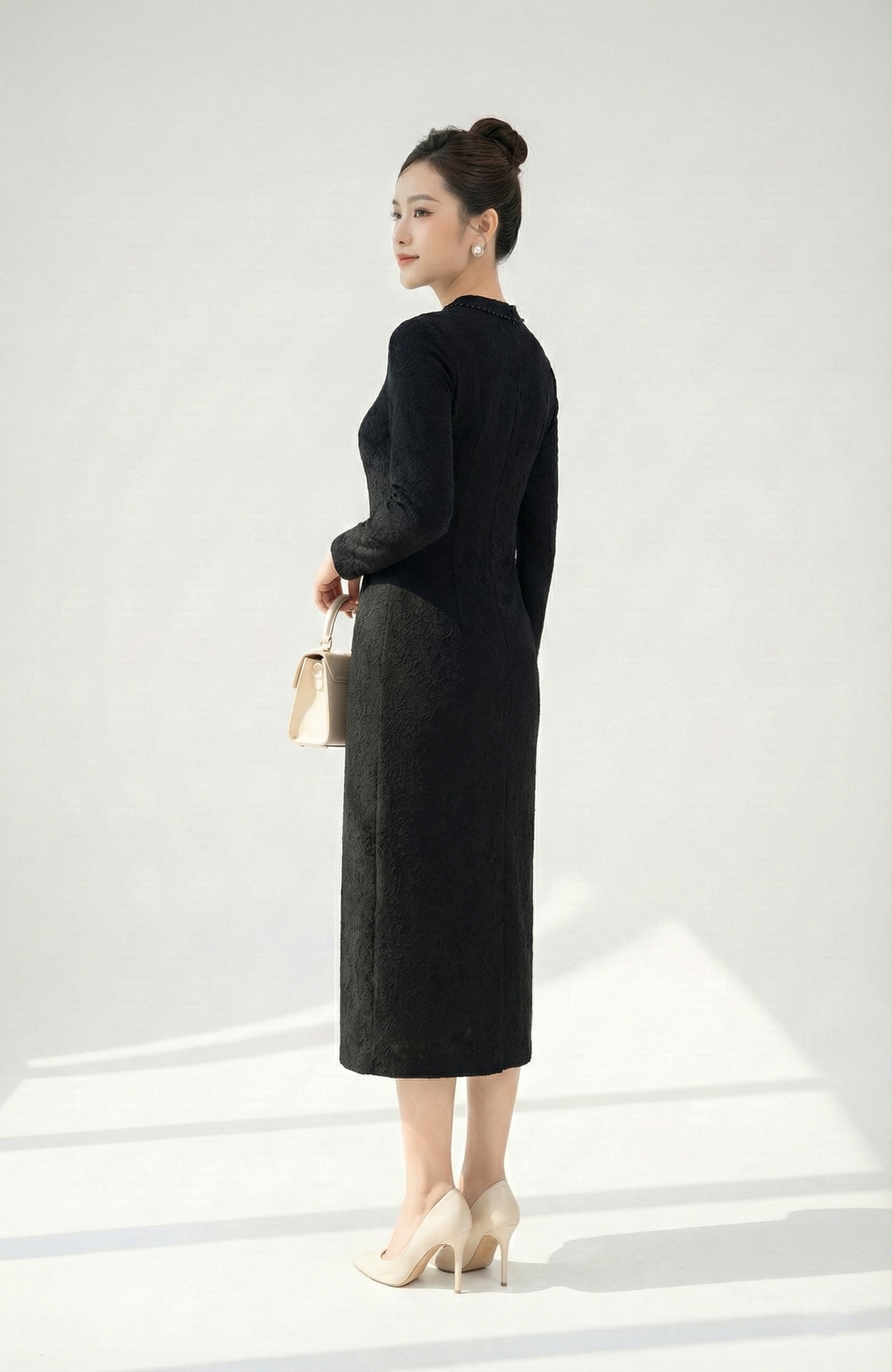 Váy Đầm Suông Vải dạ len Hoạ tiết hoa văn ren chìm Cổ tròn 3p Tay dài Dài qua gối_thumbnail_4