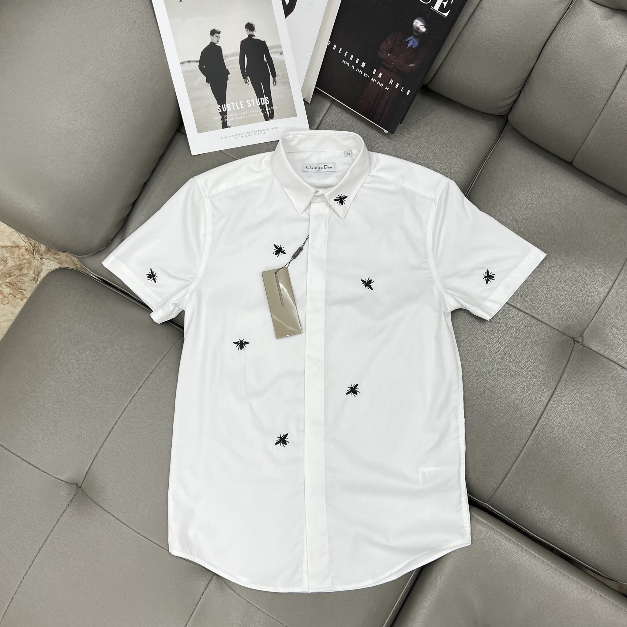 Sơ Mi Cộc Tay Dior Ong