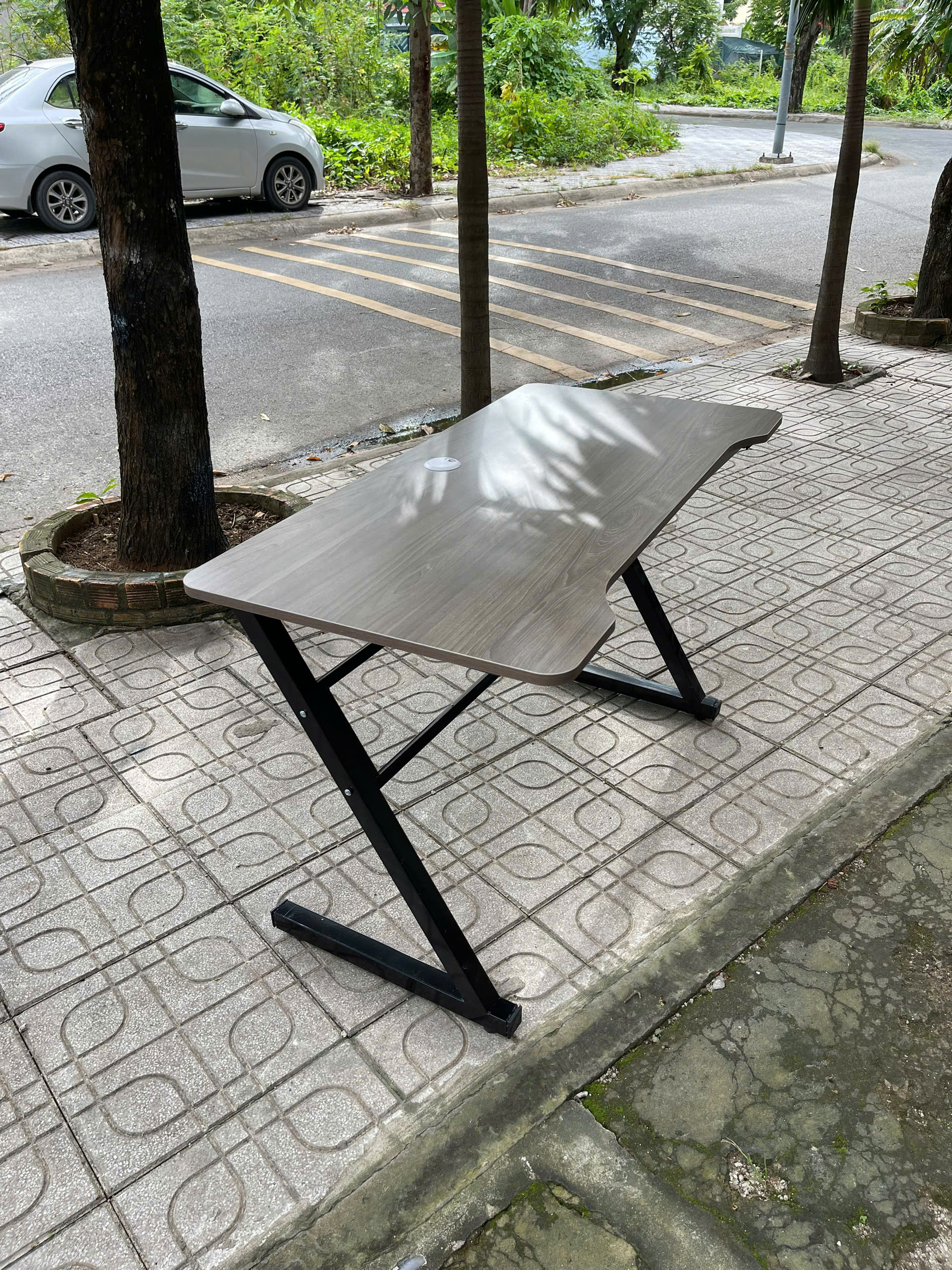 Bàn Gaming Chân U K Z – Mặt Uốn Cong Hiện Đại, Lắp Ráp Dễ Dàng, Bền Chắc, Mang Lại Cảm Hứng Làm Việc Và Học Tập_thumbnail_27