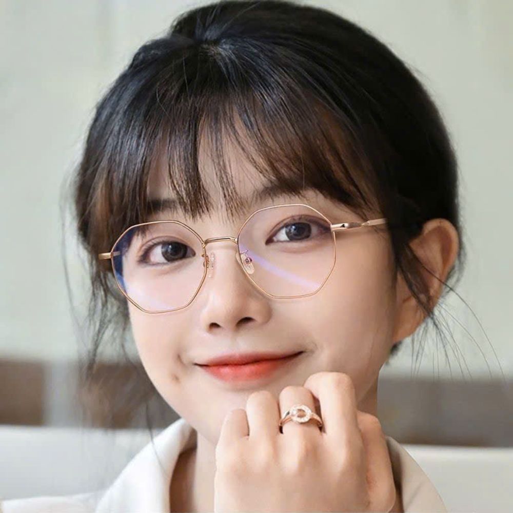 Classic Titanium Eyewear Oval Model_thumbnail_24