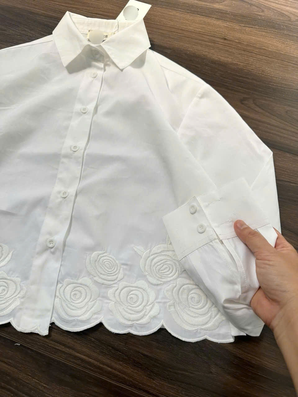 A577 ÁO SOMI TRẮNG THÊU HOA_thumbnail_7