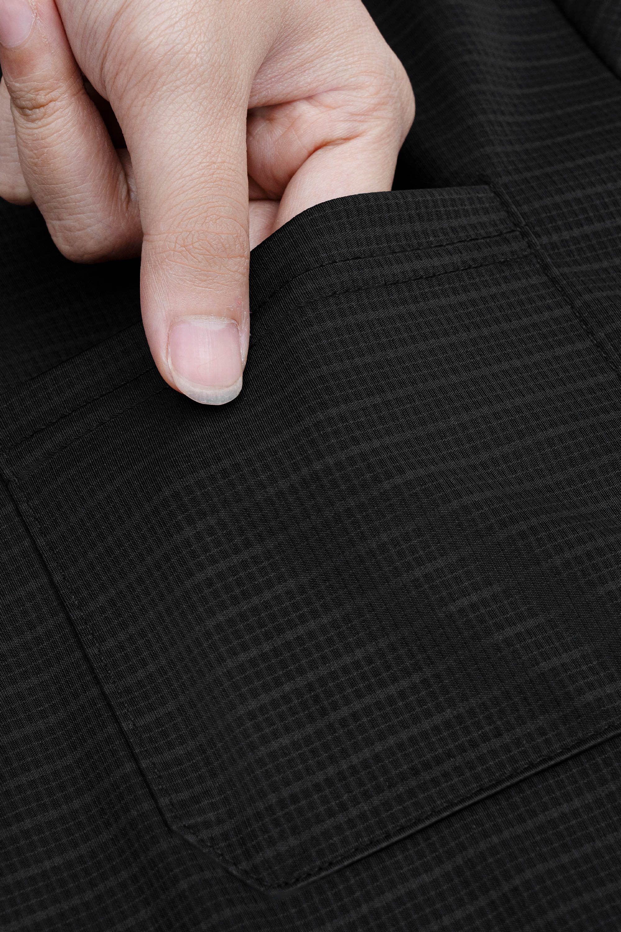 Áo Polo Túi Ngực Nam Trung Niên ANCHI Chất Liệu Cotton Cao Cấp Có Xẻ Tà Màu Đen