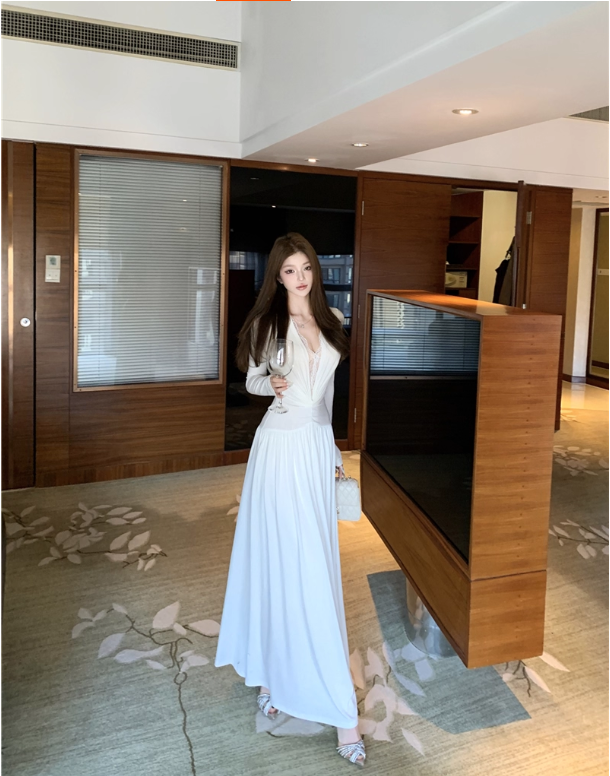 Đầm Maxi Trắng Phối Ren Thanh Lịch_thumbnail_1