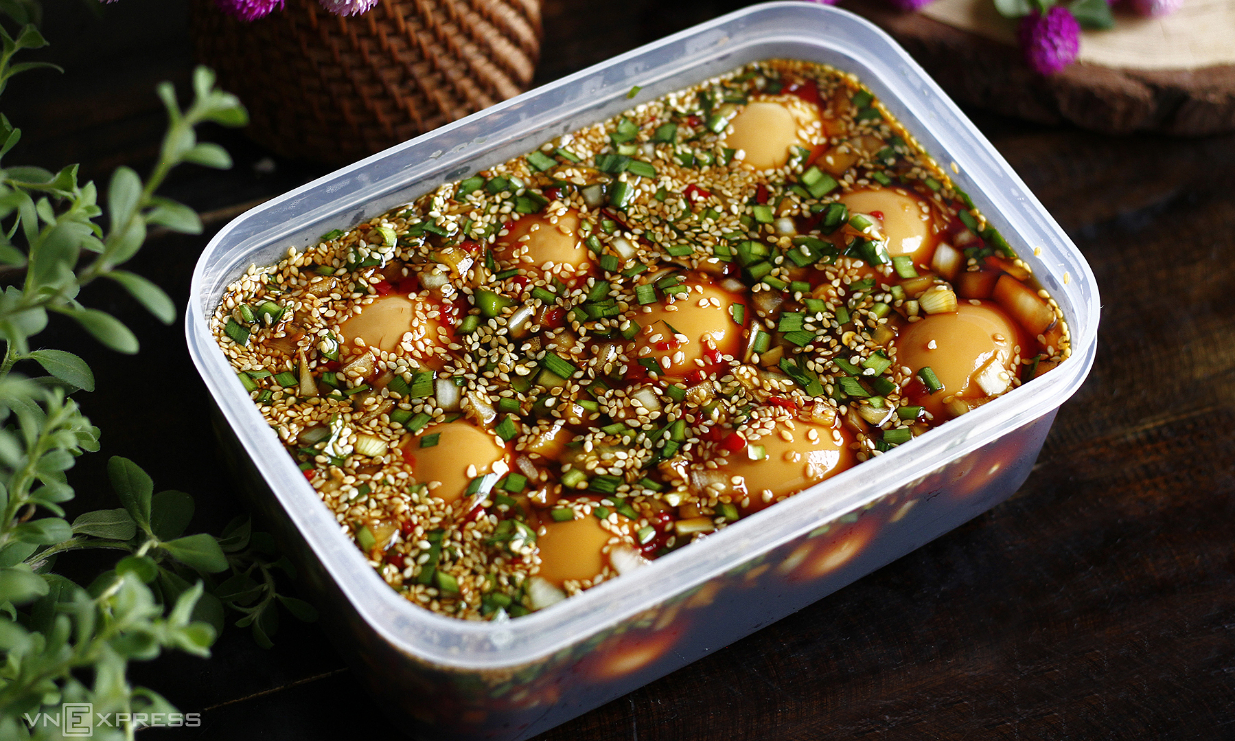 Hướng dẫn làm trứng ngâm tương