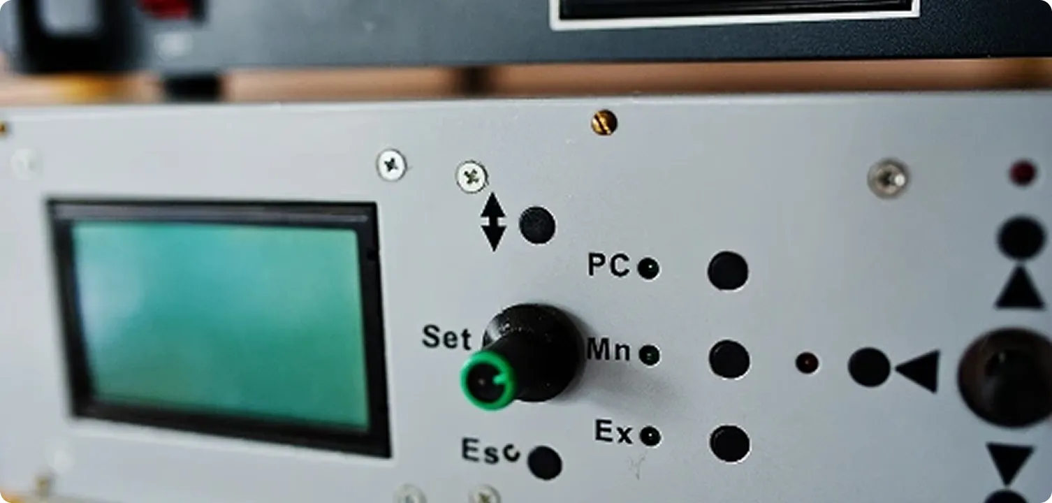 Bảng điều khiển điện