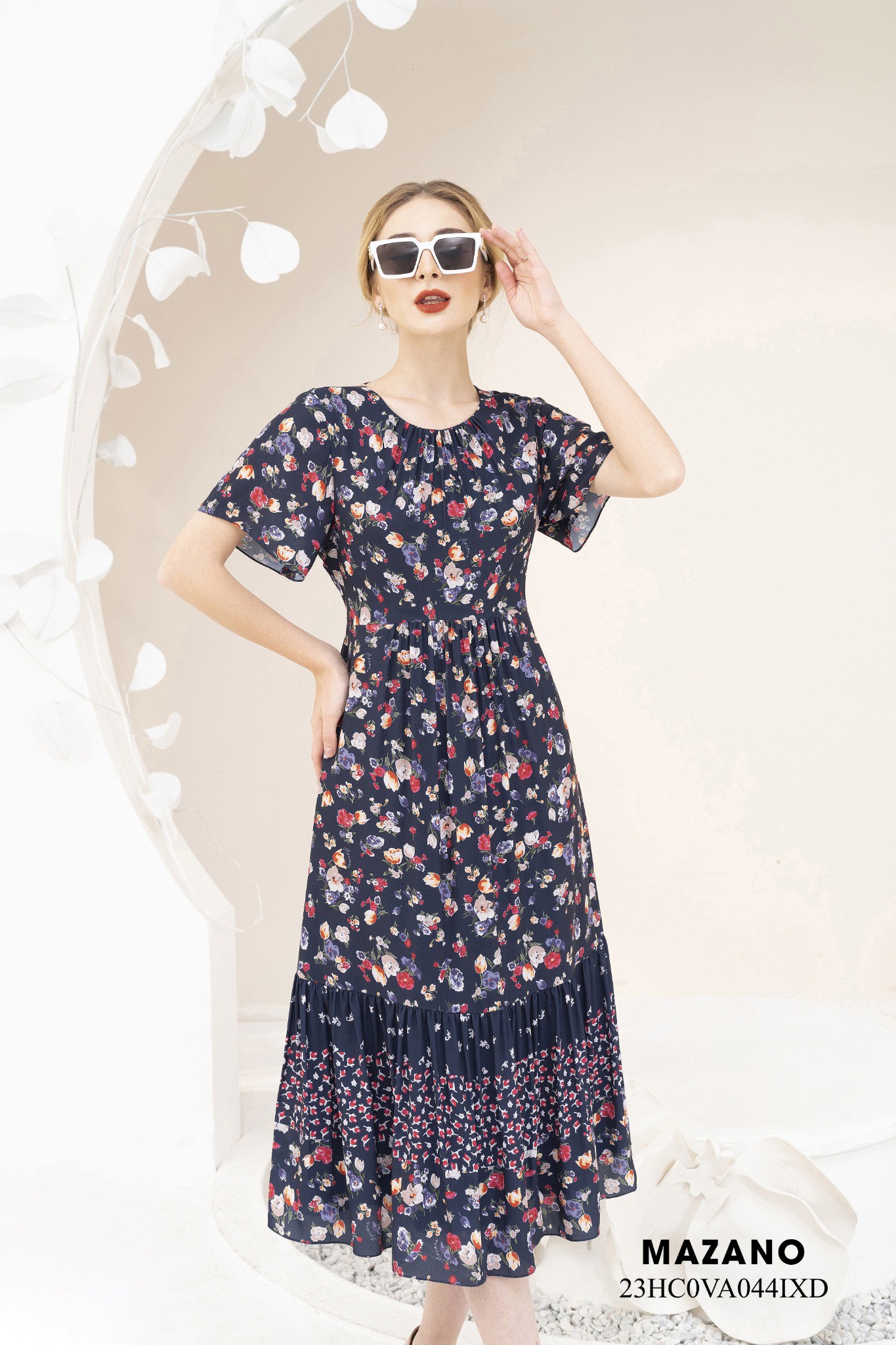 Váy Đầm Ôm Vải chiffon dày Họa tiết in trang trí bèo gấu Cổ tròn Tay ngắn Dài ngang bắp chân_thumbnail_2