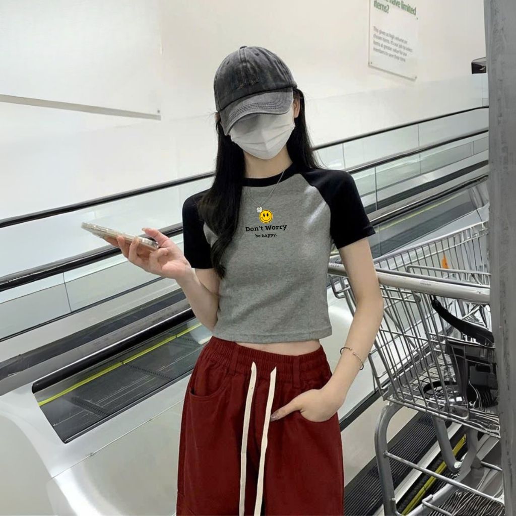 Áo croptop 𝐋𝐎𝐙𝐀 chất liệu cotton - Áo thun bozip dáng croptop ôm - Mã G0297_thumbnail_2