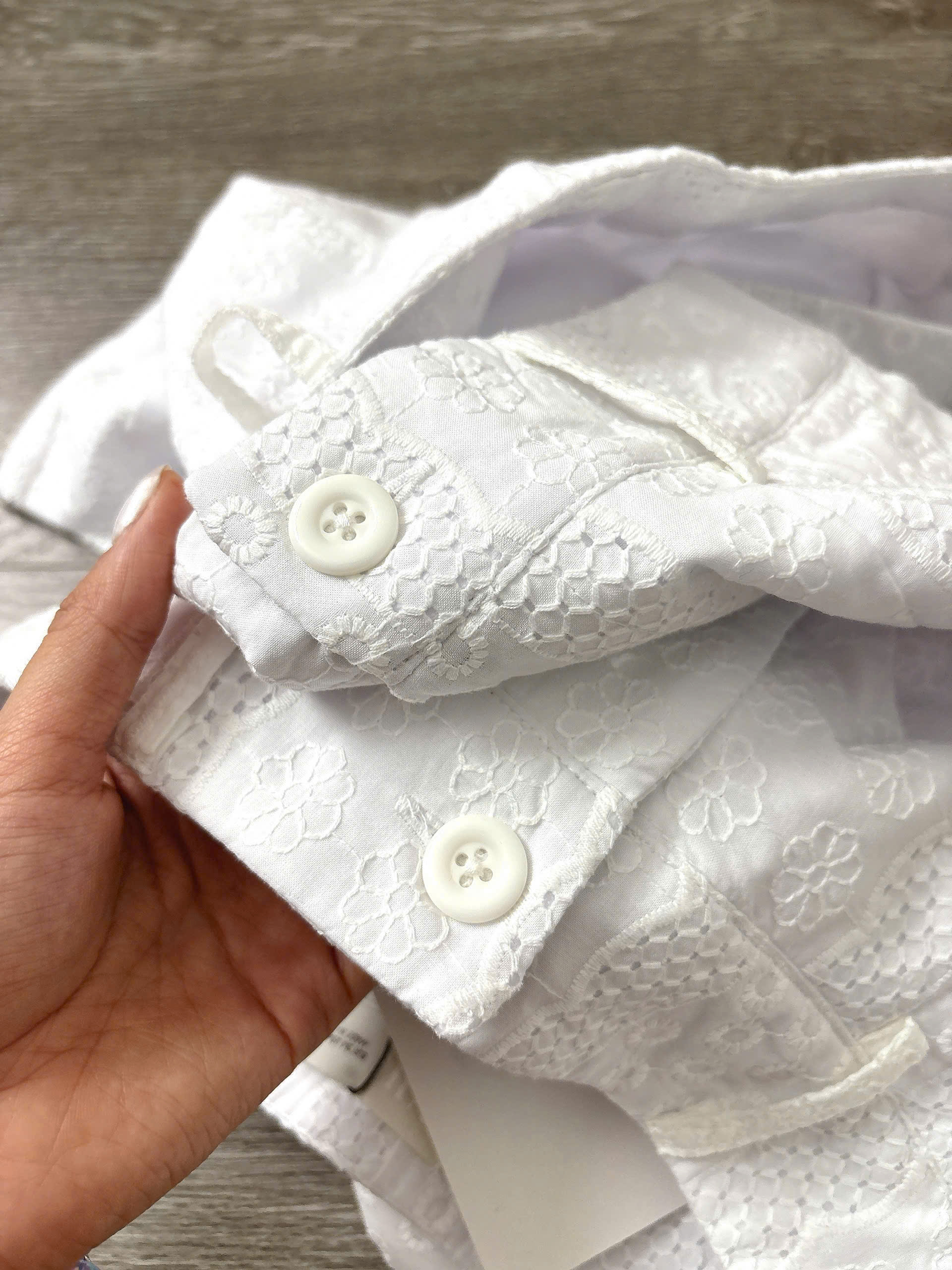 H99 QUẦN SHORT TRẮNG THÊU HOA_thumbnail_7