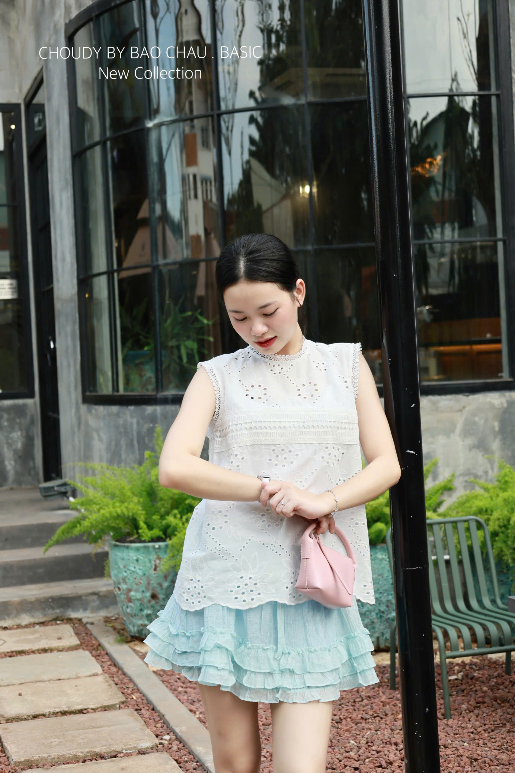 SALE U614 CHÂN VÁY XANH