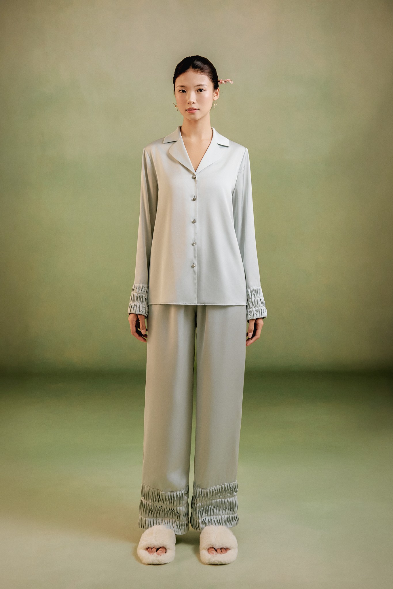 Bộ Lụa Áo Dài Tay, Quần Dài BN671