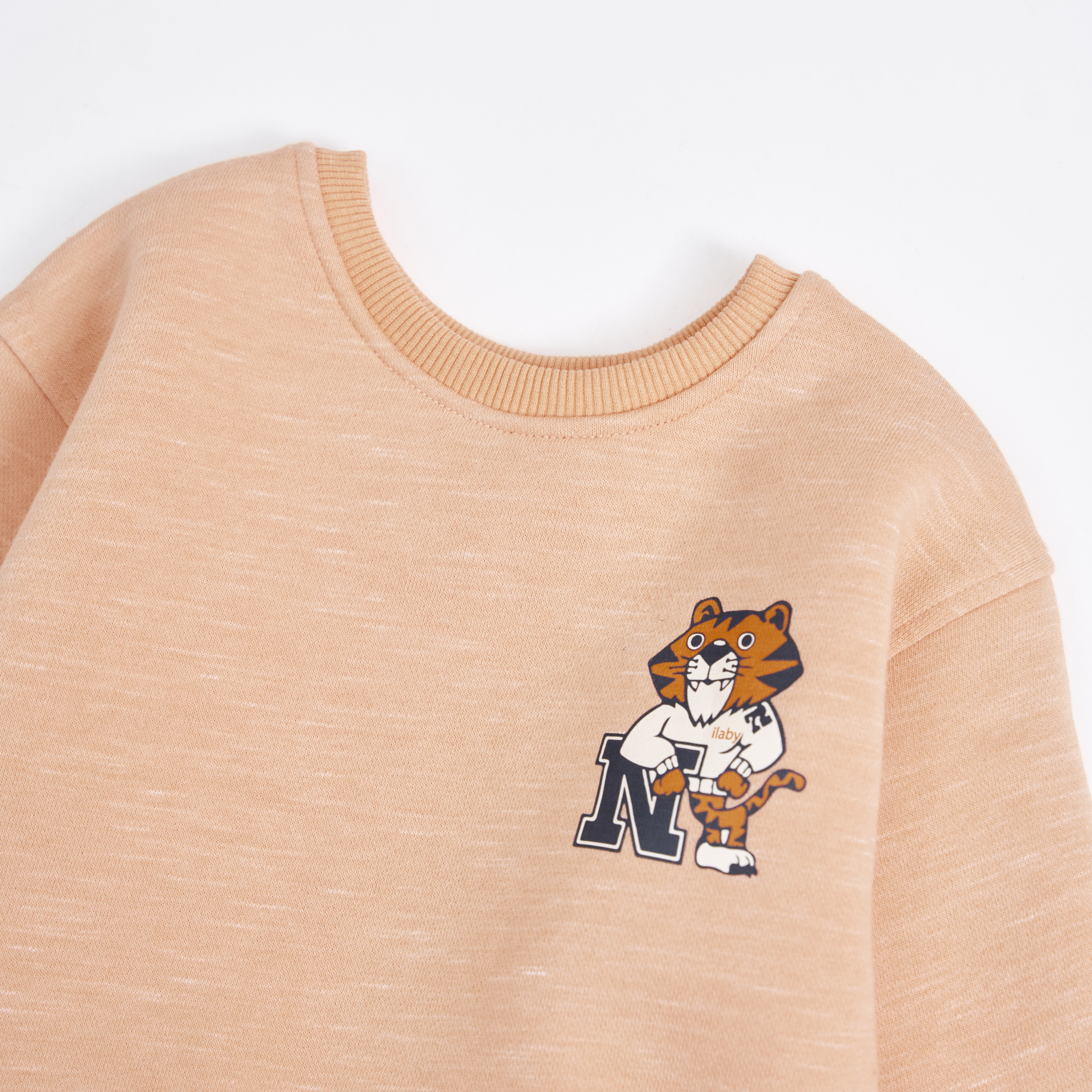 Áo nỉ cổ tròn form rộng in hình_thumbnail_3