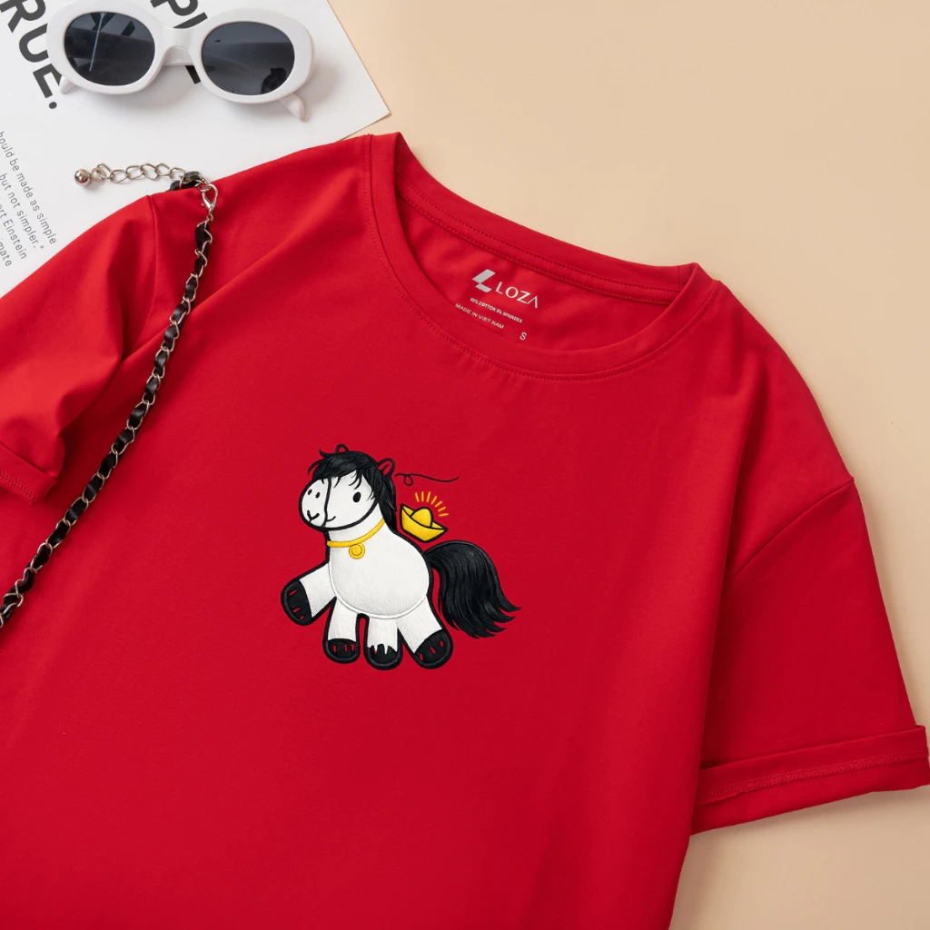 [Form rộng] Áo phông nữ hình Ngựa Tết 2026 - Loza RT3574 RT3574