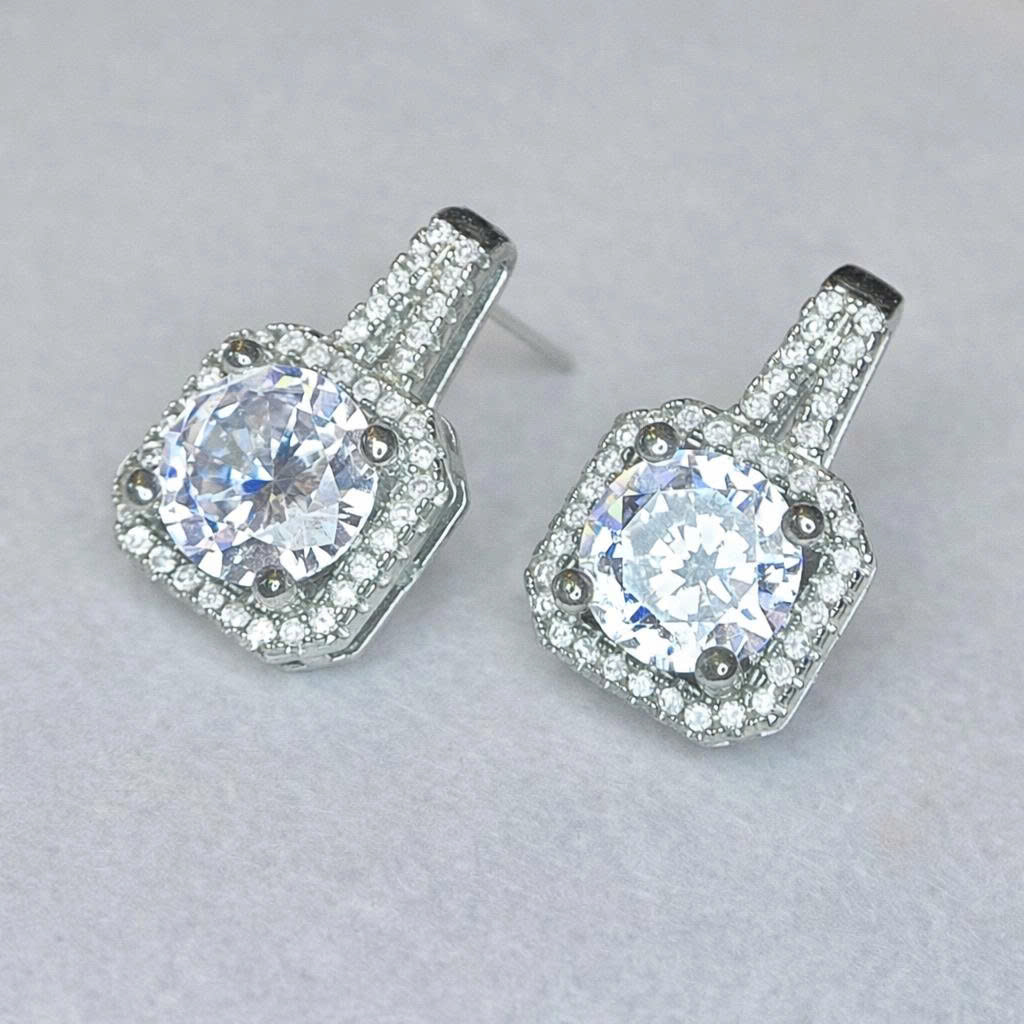 Khuyên kiểu cặp đá vuông