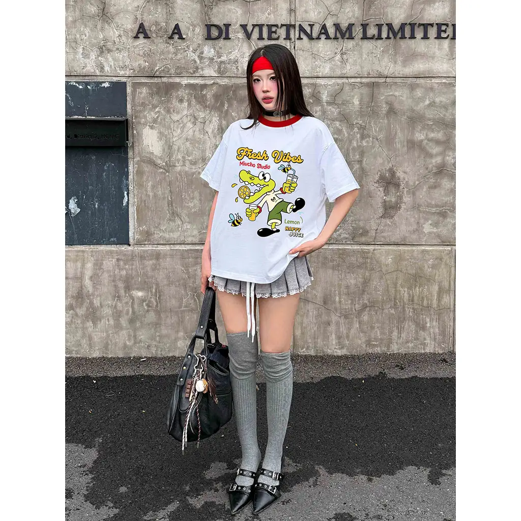 Áo thun boxy phối cổ đỏ hoạt hình dễ thương Miucho 3152_thumbnail_5